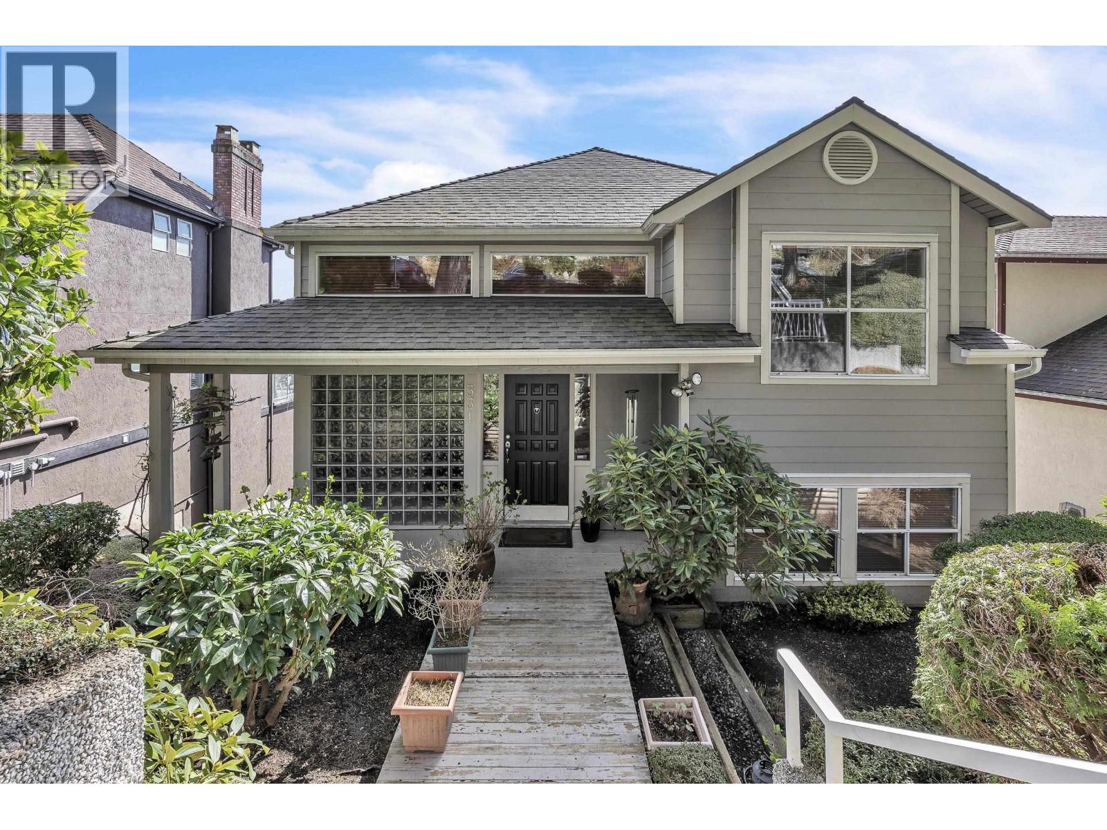 Property at 531 TEMPE CRESCENT image 2