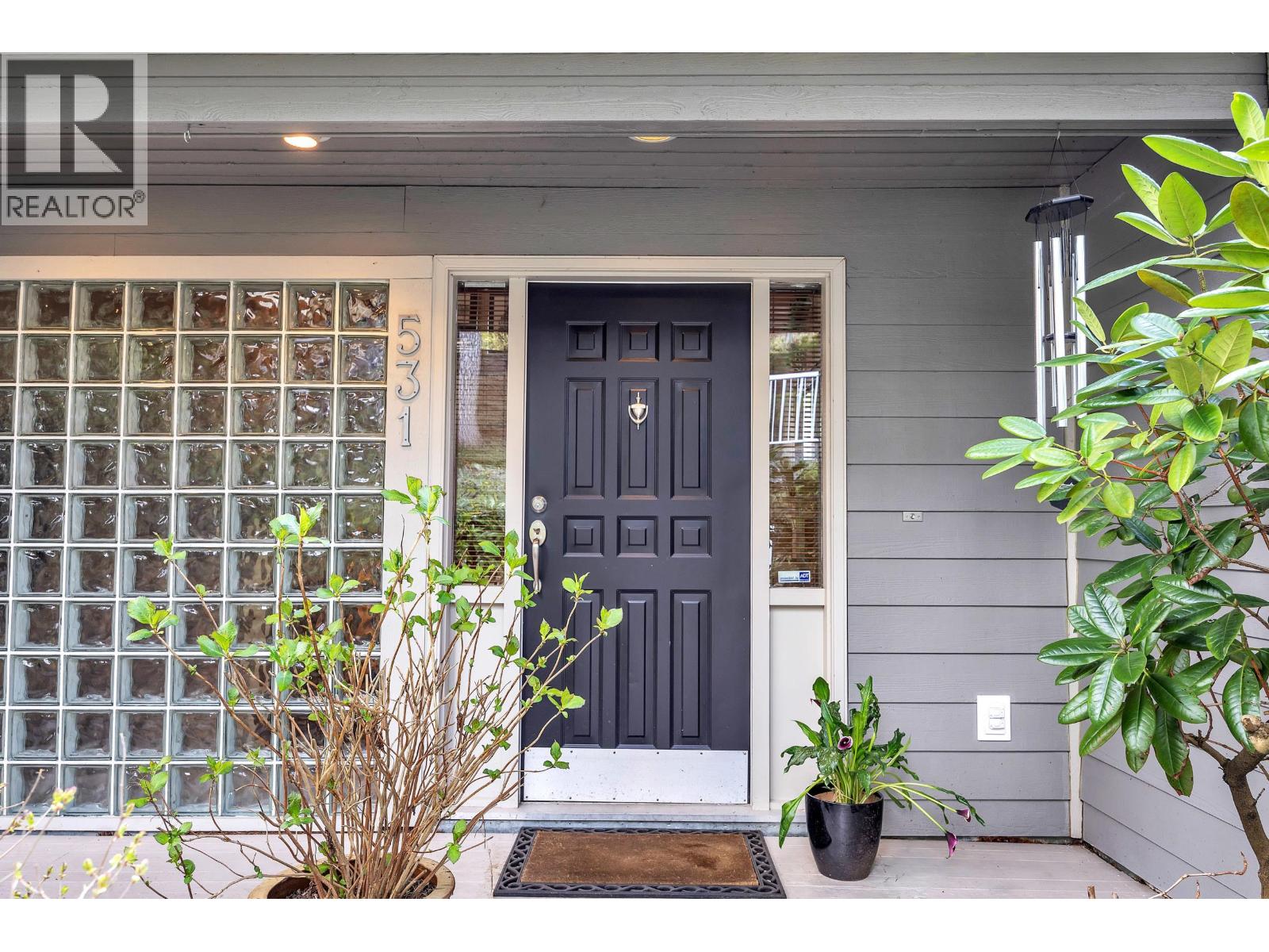 Property at 531 TEMPE CRESCENT image 4