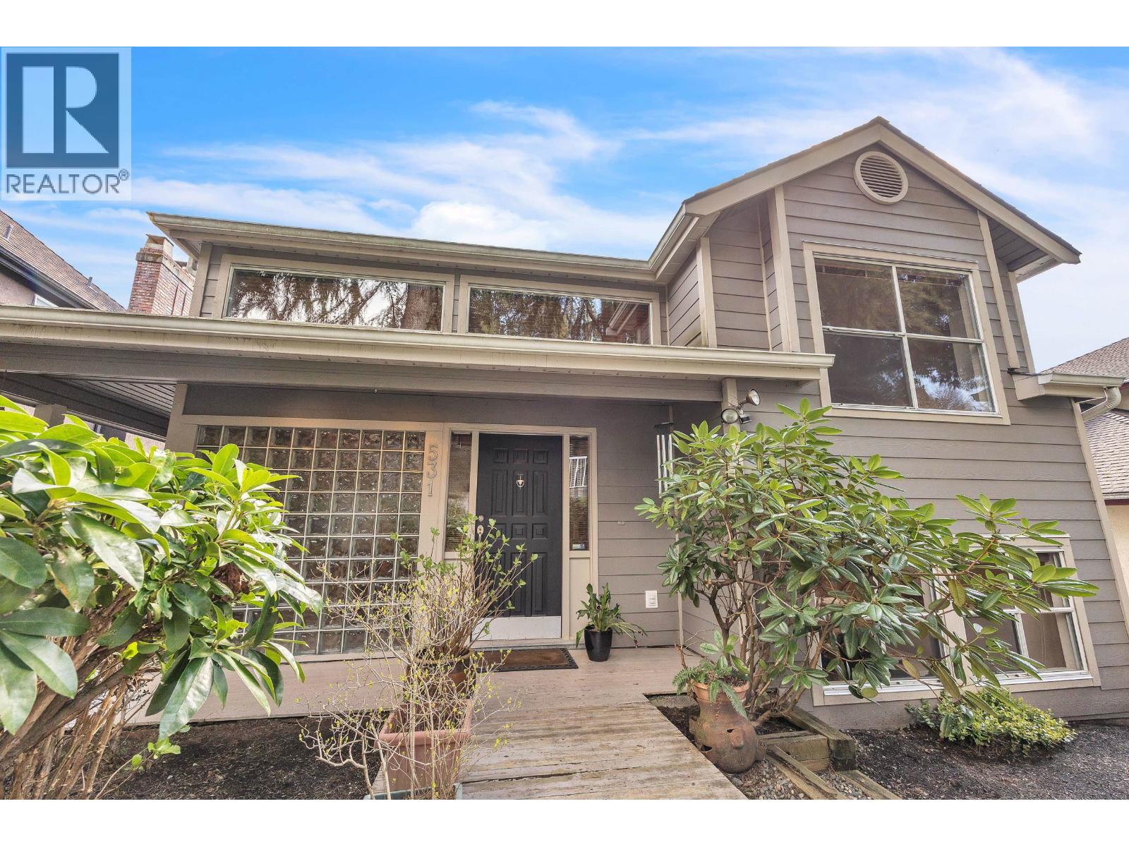 Property at 531 TEMPE CRESCENT image 3