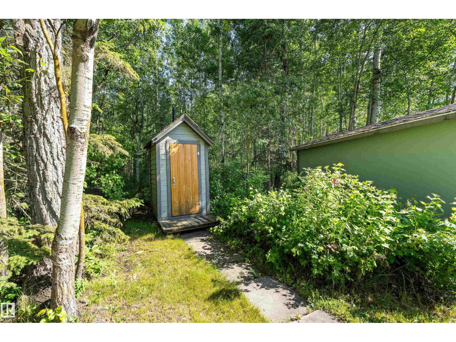 220 2 St, Rural Lac Ste. Anne County, Alberta  T0E 1A0 - Photo 36 - E4442962