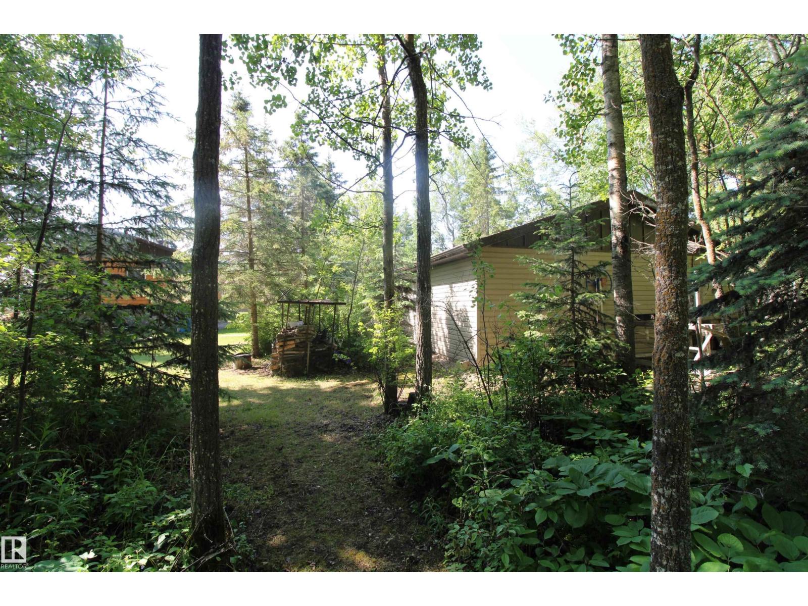 220 2 St, Rural Lac Ste. Anne County, Alberta  T0E 1A0 - Photo 38 - E4442962