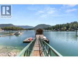 4371 FRANCIS PENINSULA ROAD, Madeira Park, British Columbia