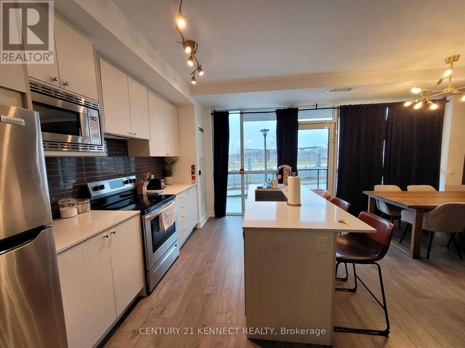 Property at TH2 - 60 GEORGE BUTCHART DRIVE image 2