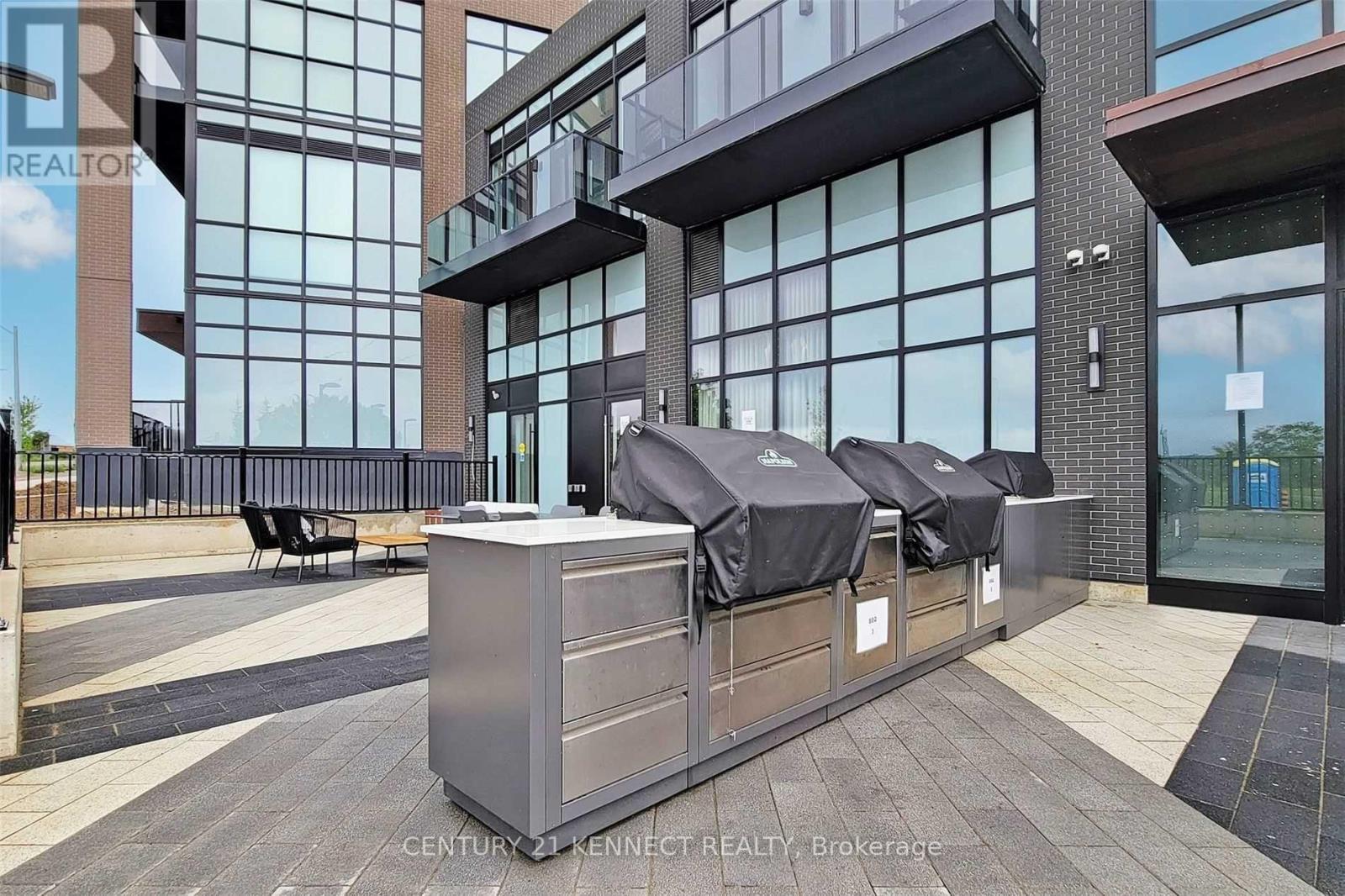 Th2 - 60 George Butchart Drive, Toronto, Ontario  M3K 0E1 - Photo 47 - W12335876