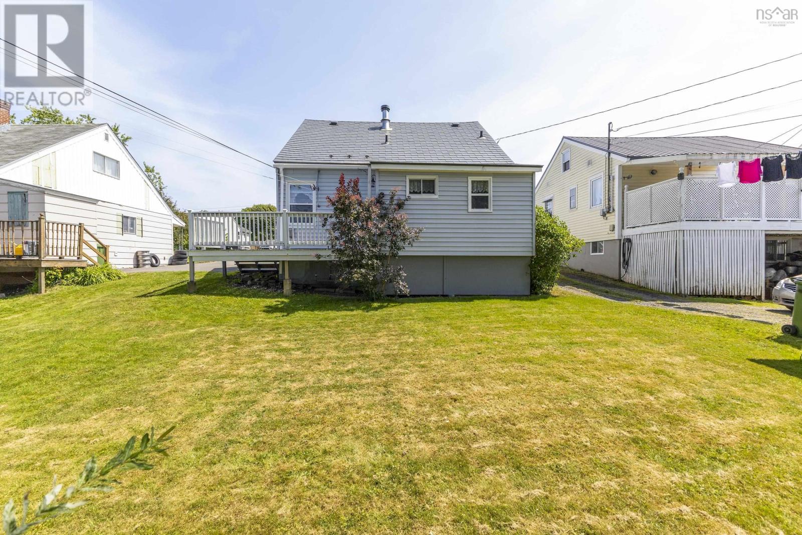 Property at 11 MacLaren Ave image 3