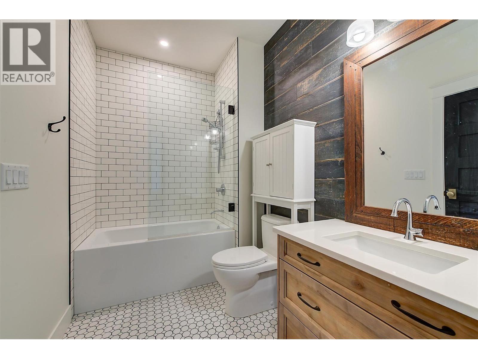 5474 Deadpine Drive Kelowna Photo 62