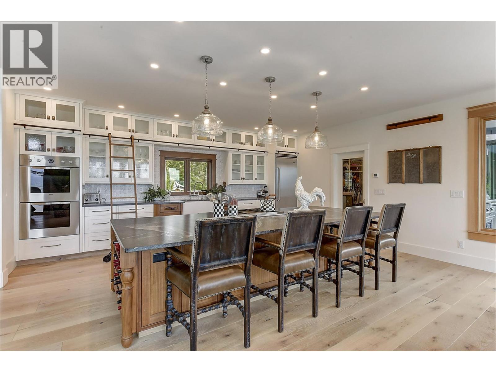 5474 Deadpine Drive Kelowna Photo 10