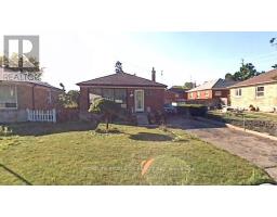 Main Upper - 3 Strode Drive, Toronto (Eglinton East), Ca