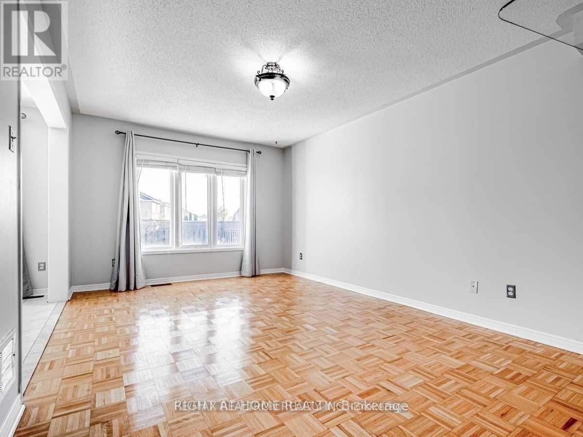39 Treasure Drive, Brampton, Ontario  L7A 3L7 - Photo 20 - W12335898