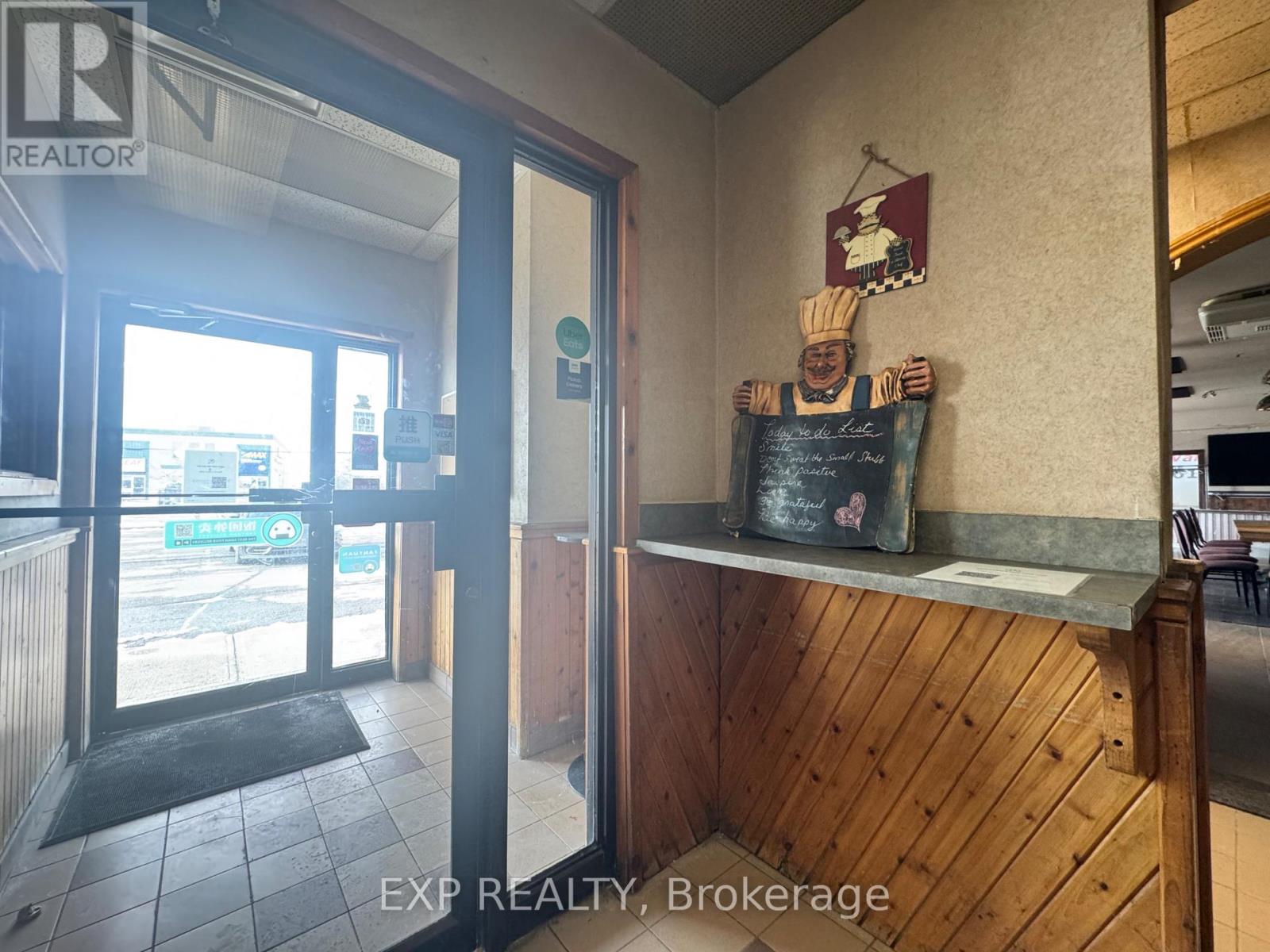 1188 Newmarket Street, Ottawa, Ontario  K1B 1A6 - Photo 17 - X12335909
