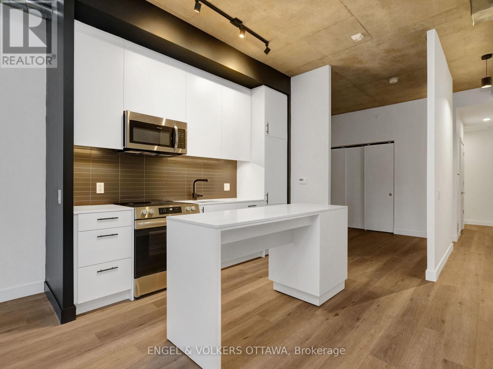 212 - 10 James Street, Ottawa, Ontario  K2P 1T2 - Photo 10 - X12335935