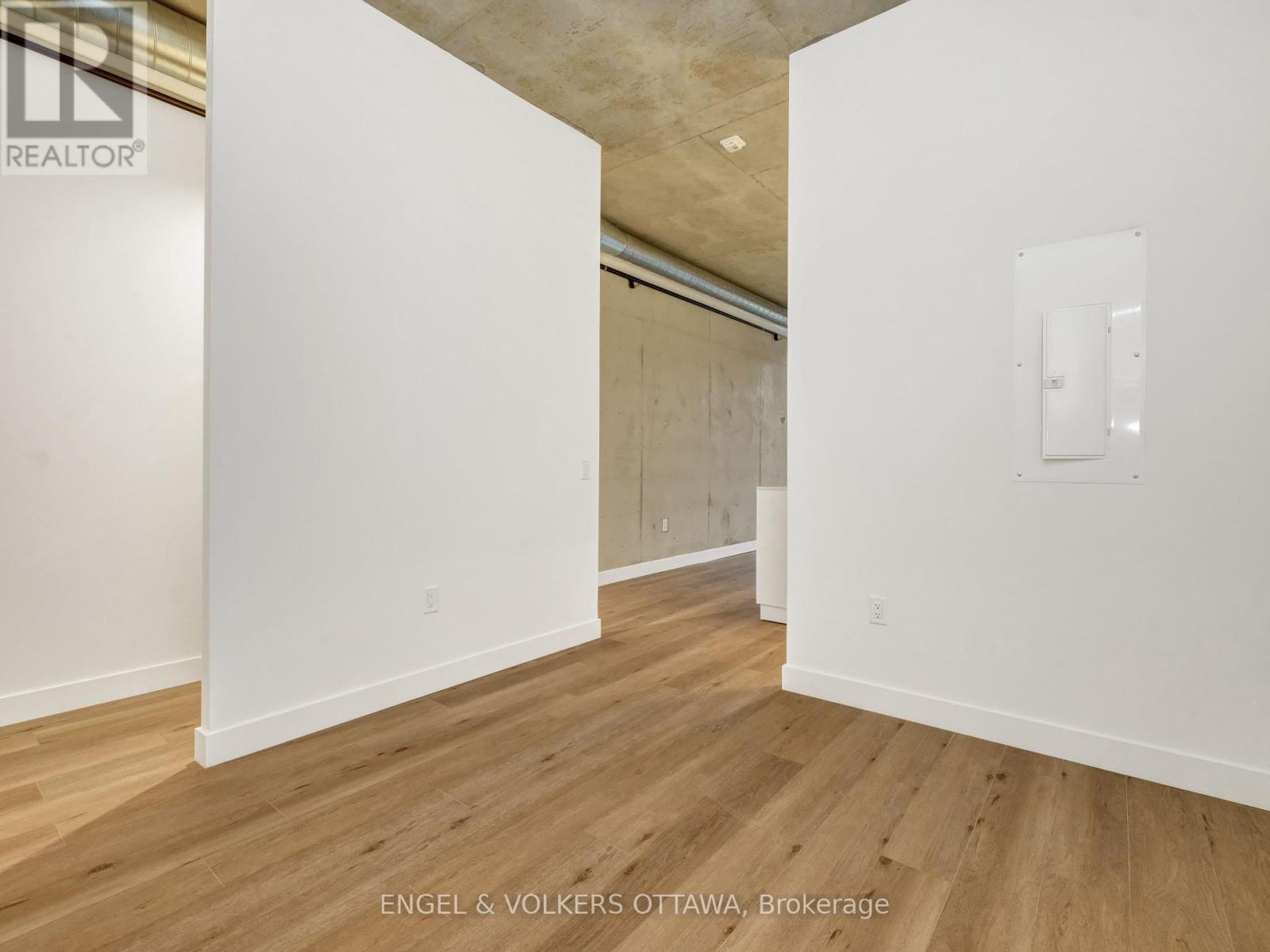 212 - 10 James Street, Ottawa, Ontario  K2P 1T2 - Photo 18 - X12335935
