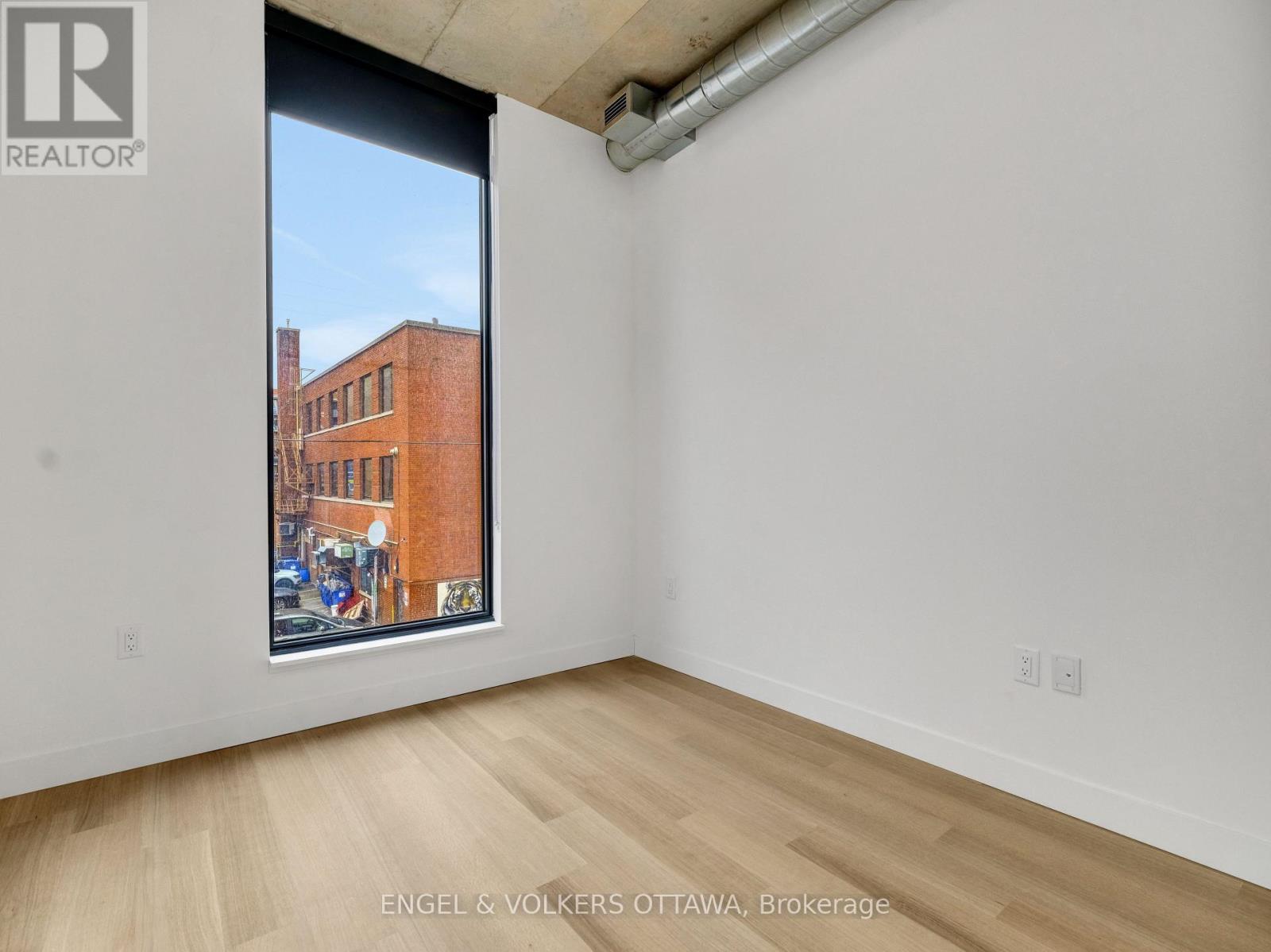 202 - 10 James Street, Ottawa, Ontario  K2P 1T2 - Photo 14 - X12335937