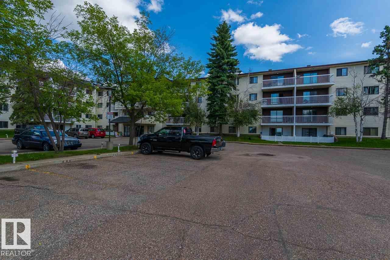 Property at #407 1945 105 ST NW image 4