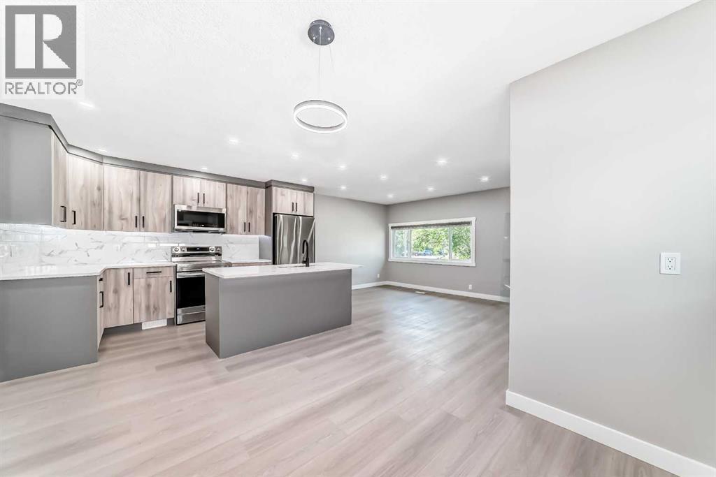 8428 Berkley Road Nw, Calgary, Alberta  T3K 1B4 - Photo 10 - A2244637