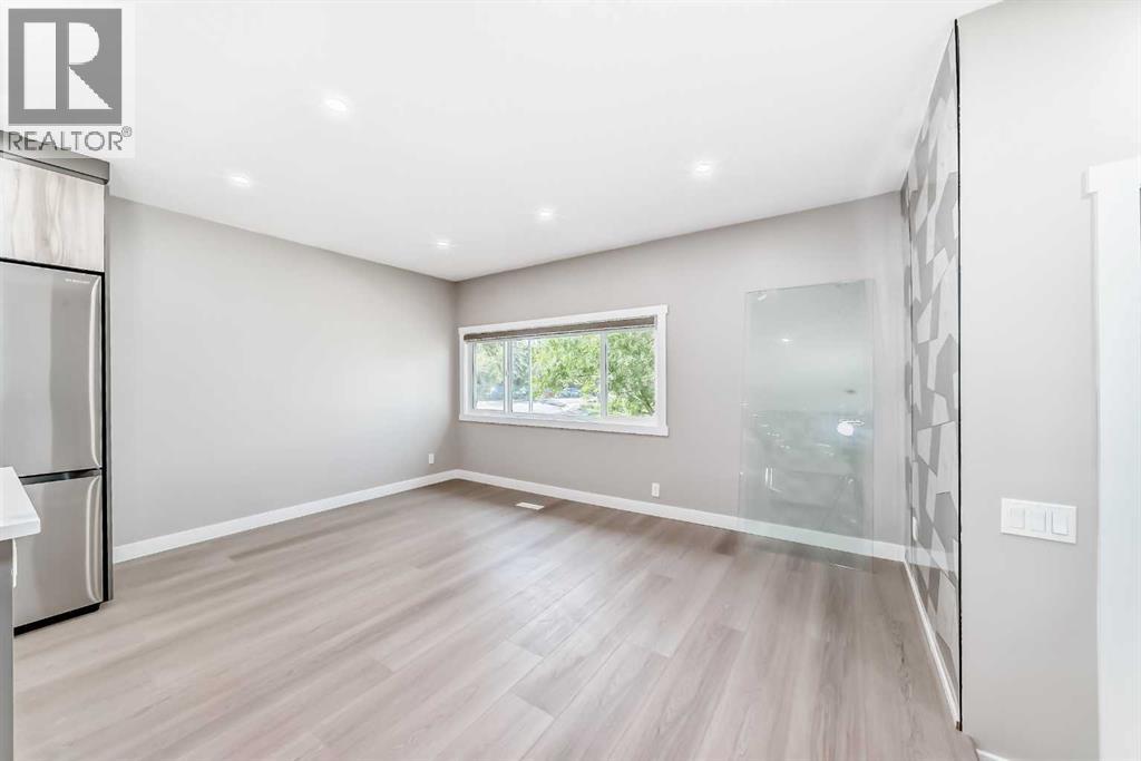 8428 Berkley Road Nw, Calgary, Alberta  T3K 1B4 - Photo 15 - A2244637