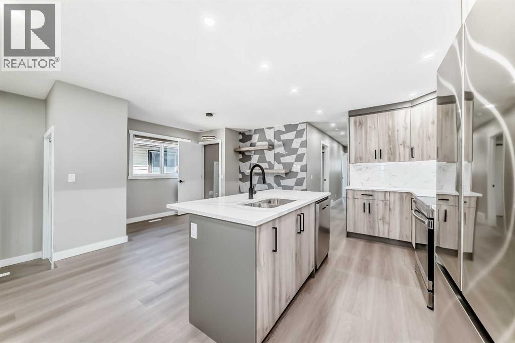 8428 Berkley Road Nw, Calgary, Alberta  T3K 1B4 - Photo 7 - A2244637