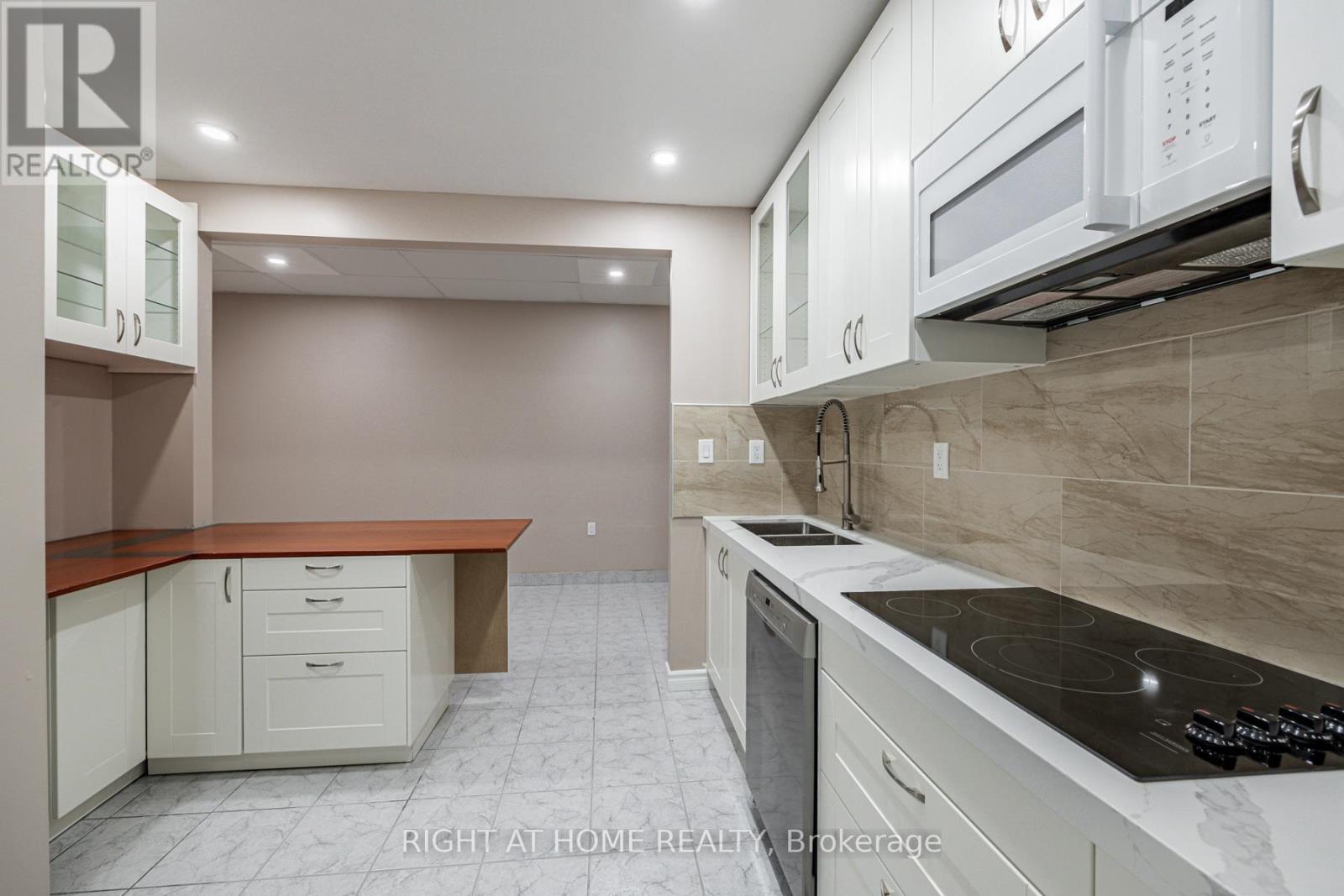 2nd Floor - 600 Gerrard Street E, Toronto, Ontario  M4M 1Y3 - Photo 5 - E12335923