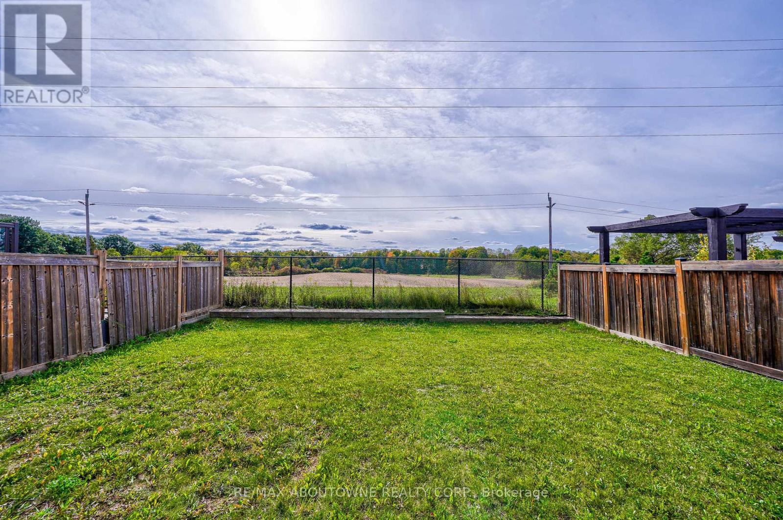 Lower - 195 Greti Drive, Hamilton, Ontario  L9B 1P9 - Photo 35 - X12335913