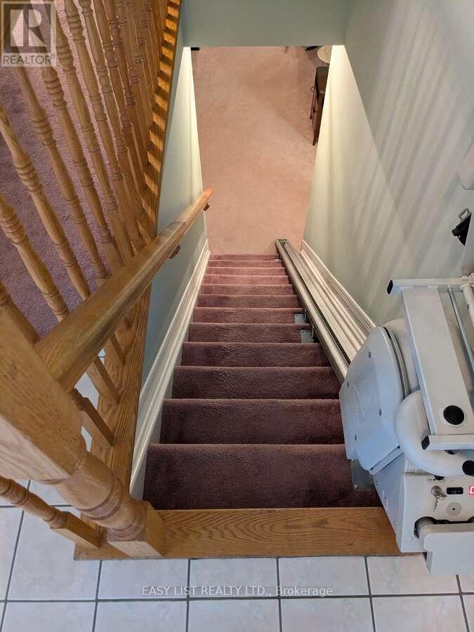 57 Goldfinch Drive, Ottawa, Ontario  K2M 2P5 - Photo 26 - X12335977