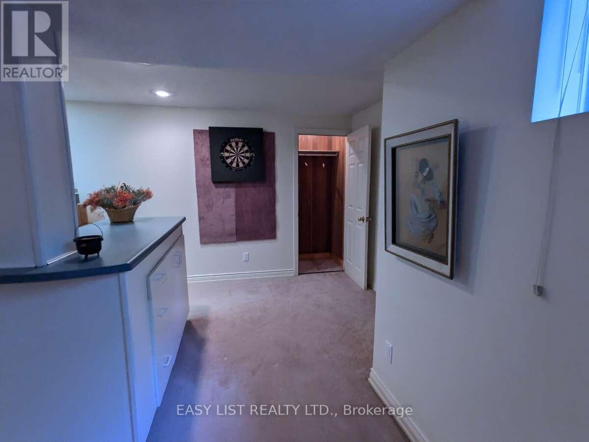 57 Goldfinch Drive, Ottawa, Ontario  K2M 2P5 - Photo 30 - X12335977