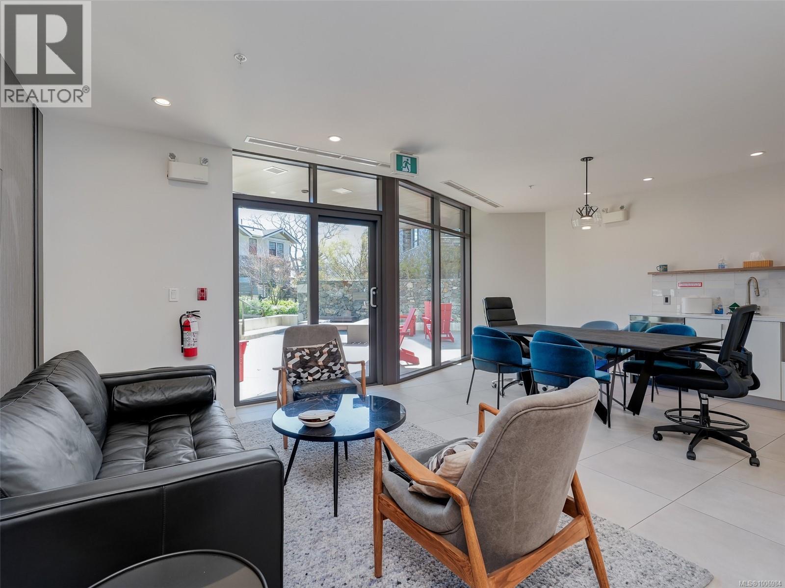 302 1201 Fort St, Victoria, British Columbia  V8V 0G1 - Photo 31 - 1006984