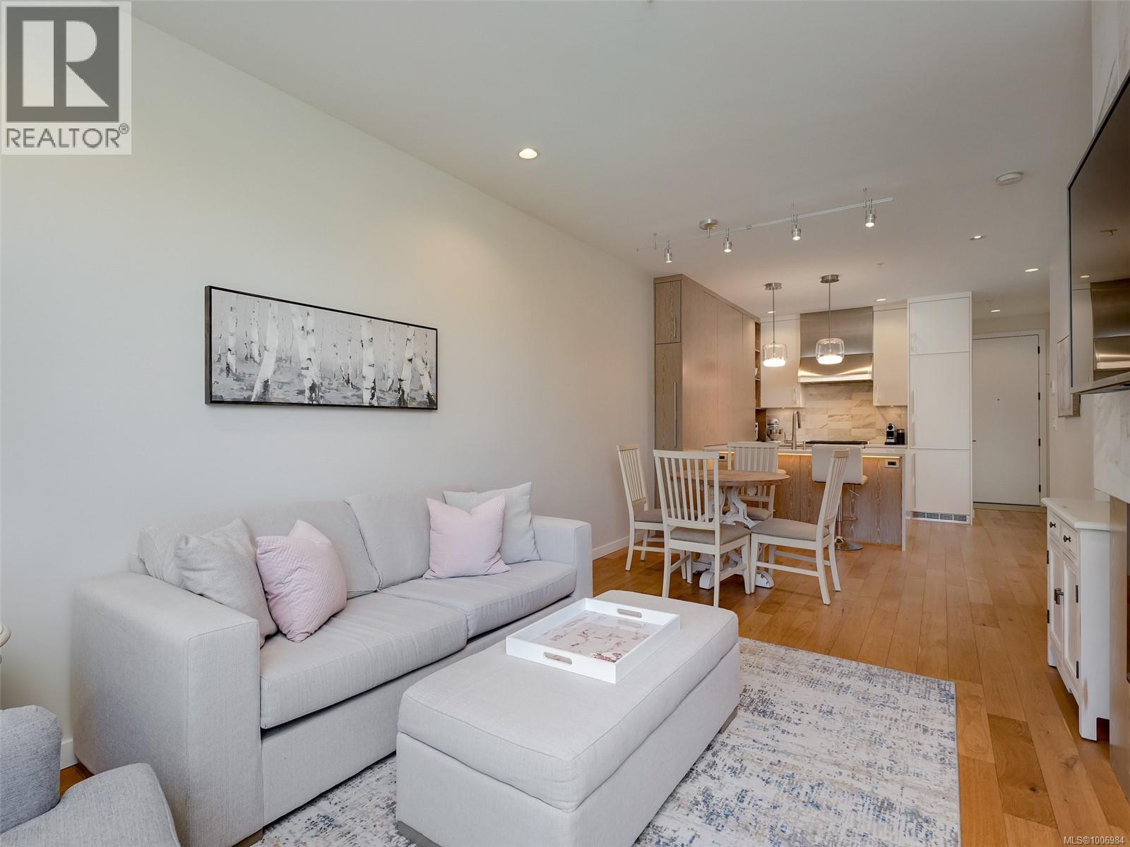 302 1201 Fort St, Victoria, British Columbia  V8V 0G1 - Photo 6 - 1006984