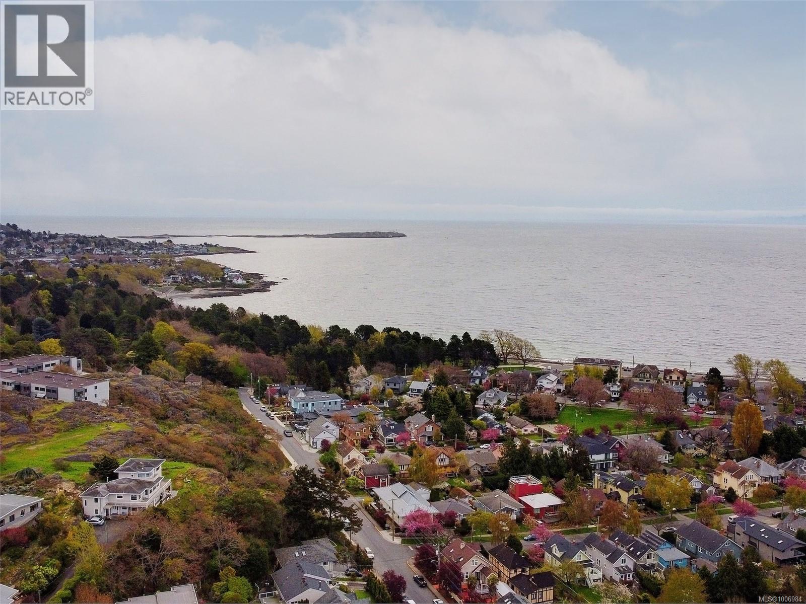 302 1201 Fort St, Victoria, British Columbia  V8V 0G1 - Photo 42 - 1006984