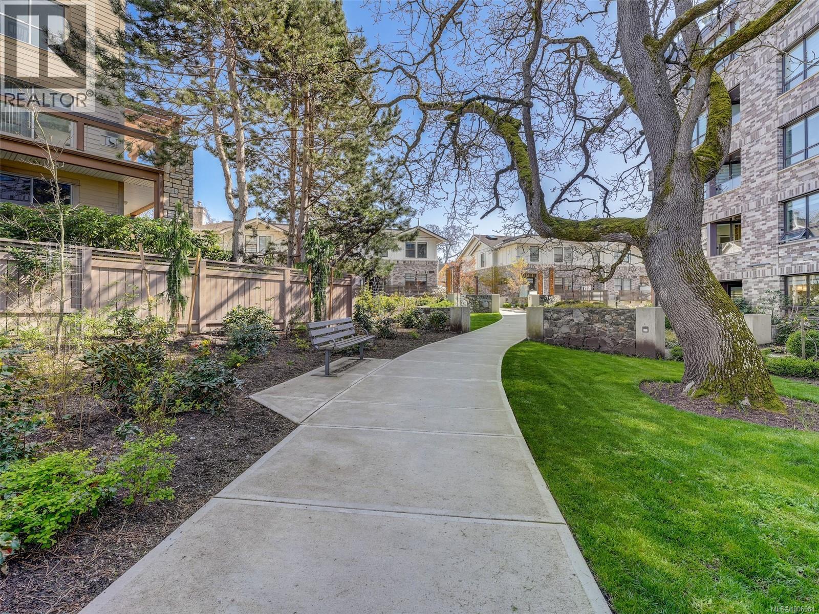 302 1201 Fort St, Victoria, British Columbia  V8V 0G1 - Photo 36 - 1006984