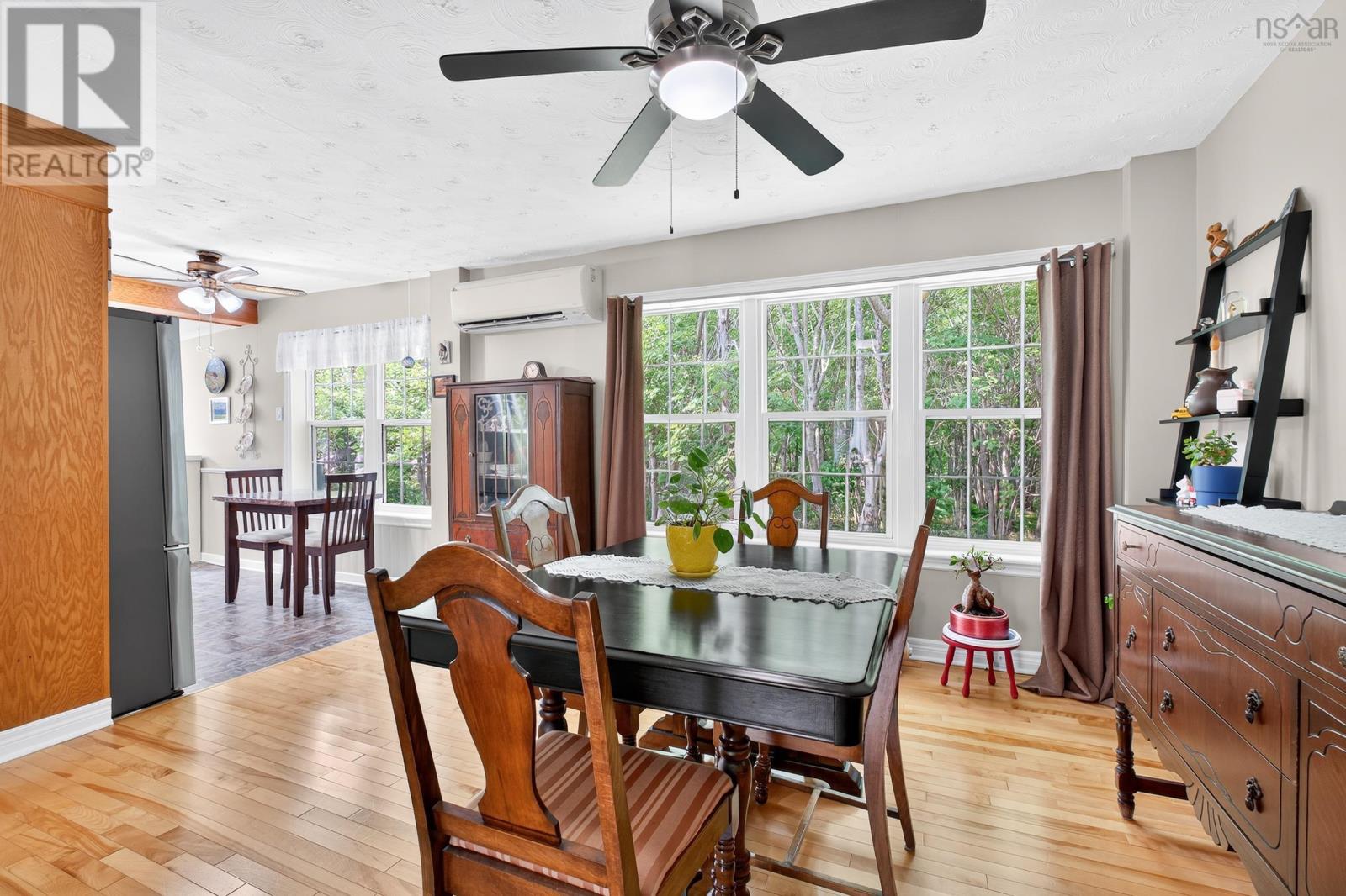 26 Grove Street, Glace Bay, Nova Scotia  B1A 3L7 - Photo 15 - 202520180