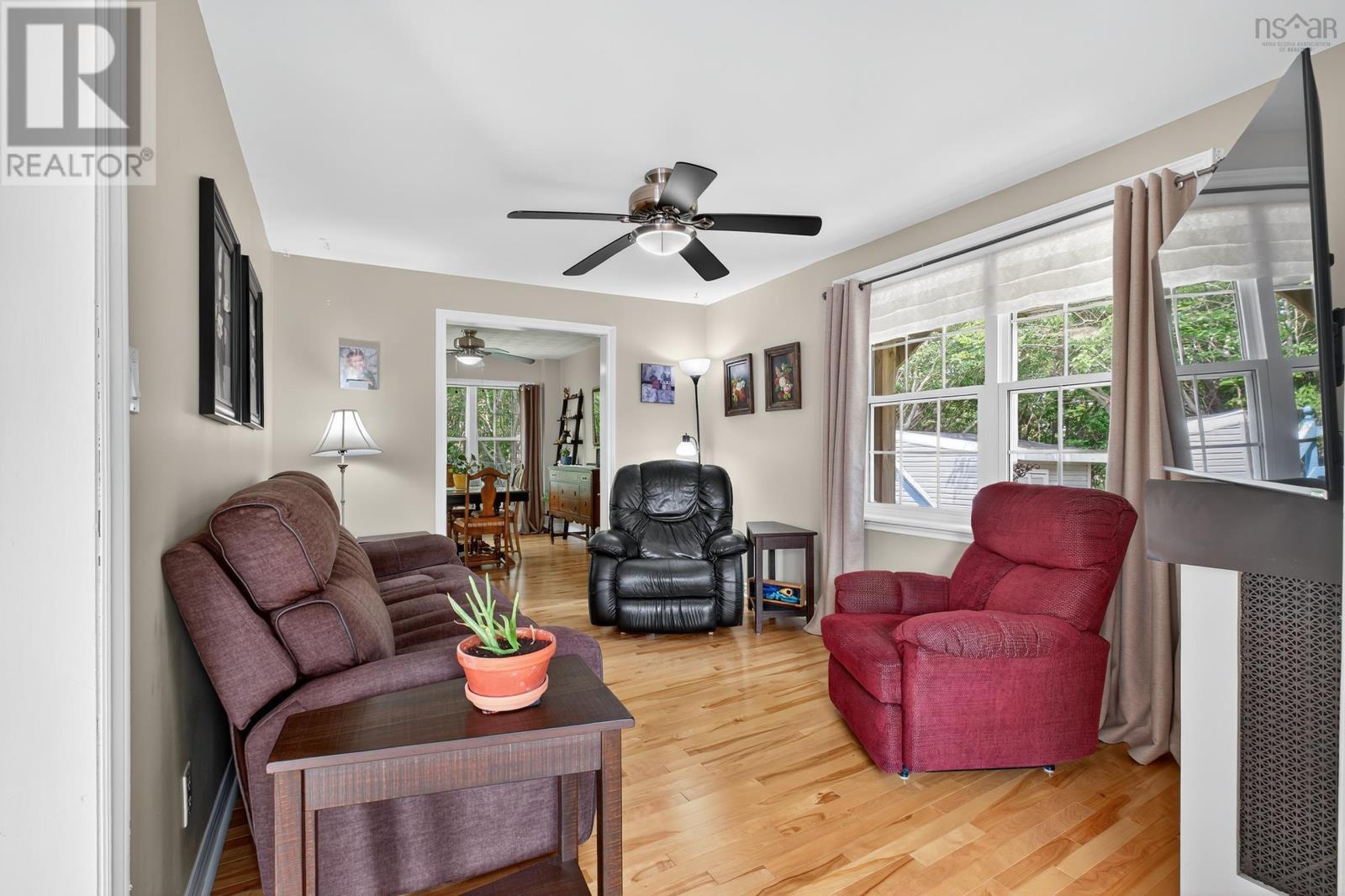 26 Grove Street, Glace Bay, Nova Scotia  B1A 3L7 - Photo 12 - 202520180