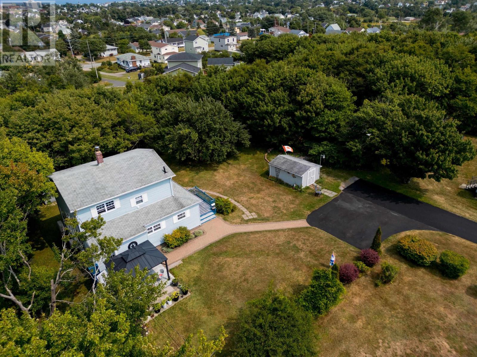 26 Grove Street, Glace Bay, Nova Scotia  B1A 3L7 - Photo 50 - 202520180