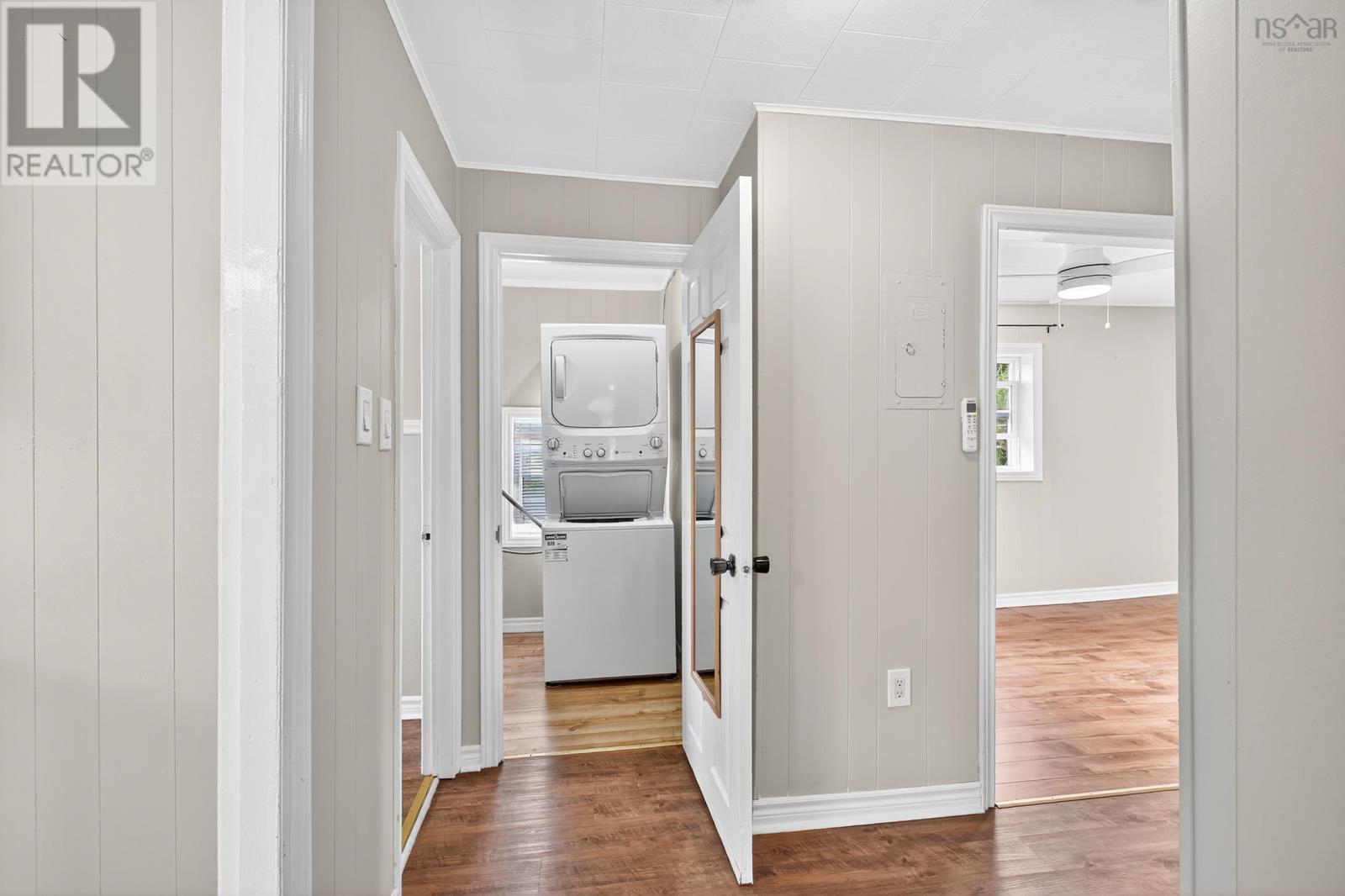 26 Grove Street, Glace Bay, Nova Scotia  B1A 3L7 - Photo 37 - 202520180