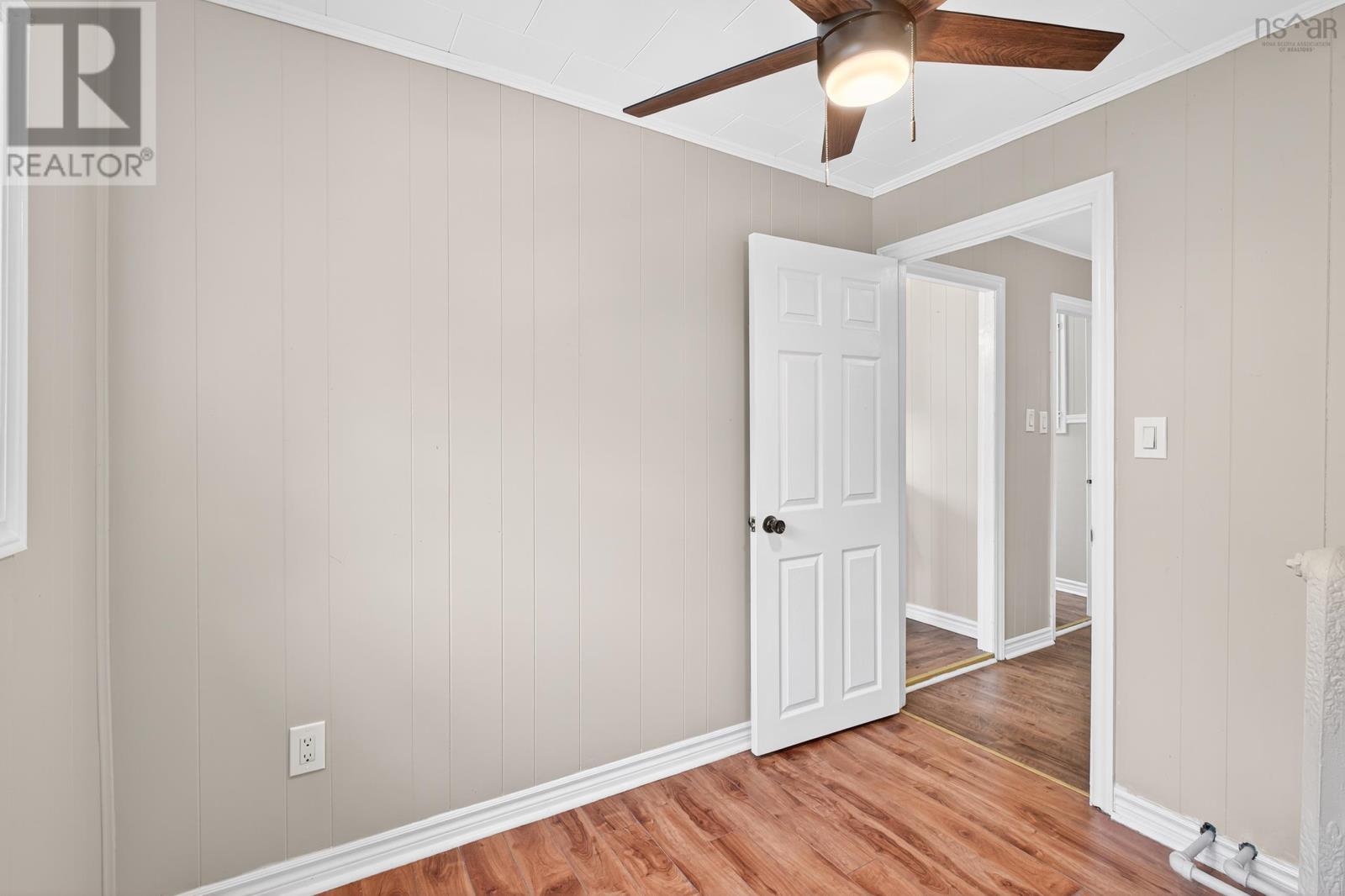 26 Grove Street, Glace Bay, Nova Scotia  B1A 3L7 - Photo 36 - 202520180