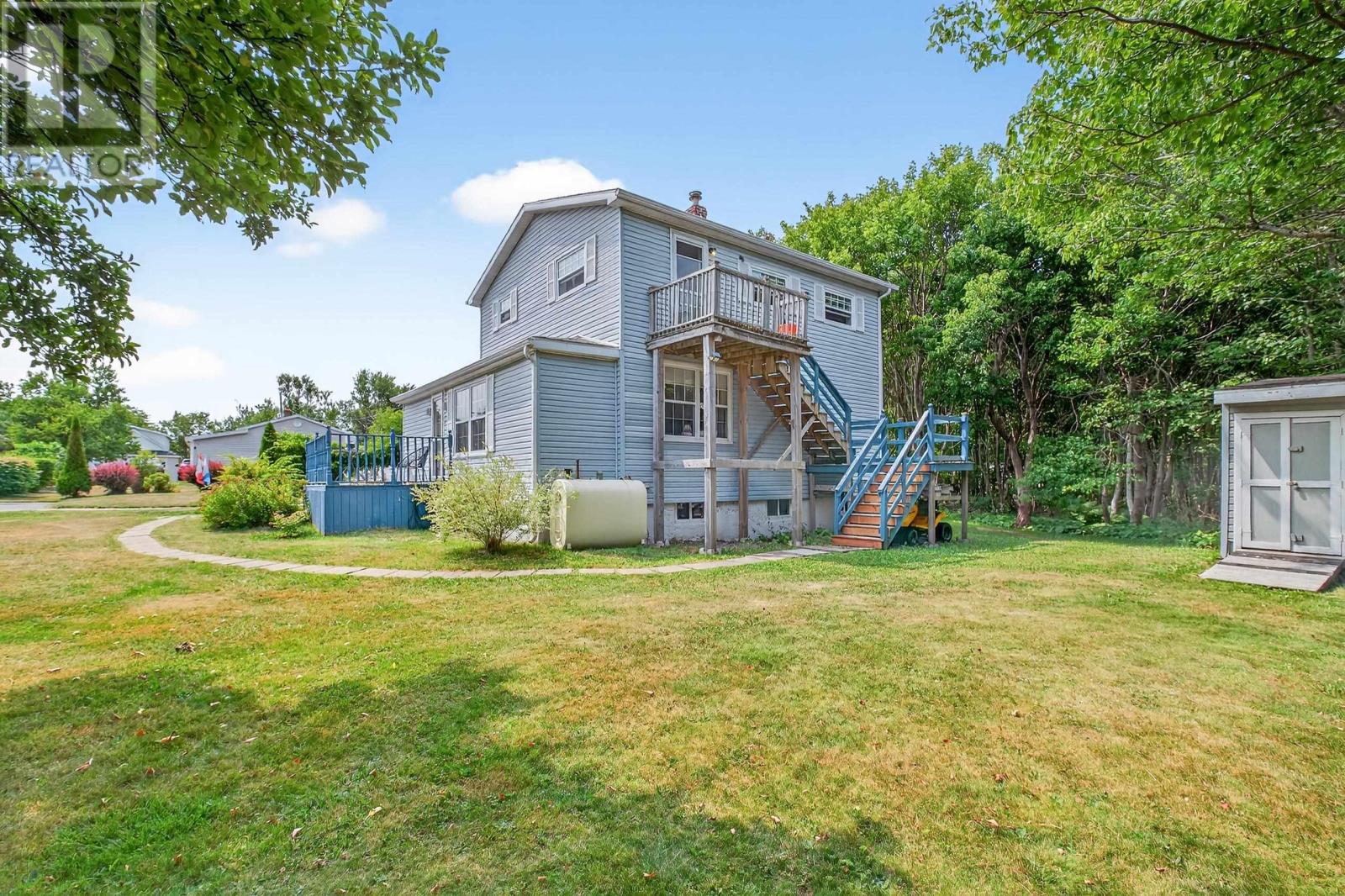 26 Grove Street, Glace Bay, Nova Scotia  B1A 3L7 - Photo 8 - 202520180