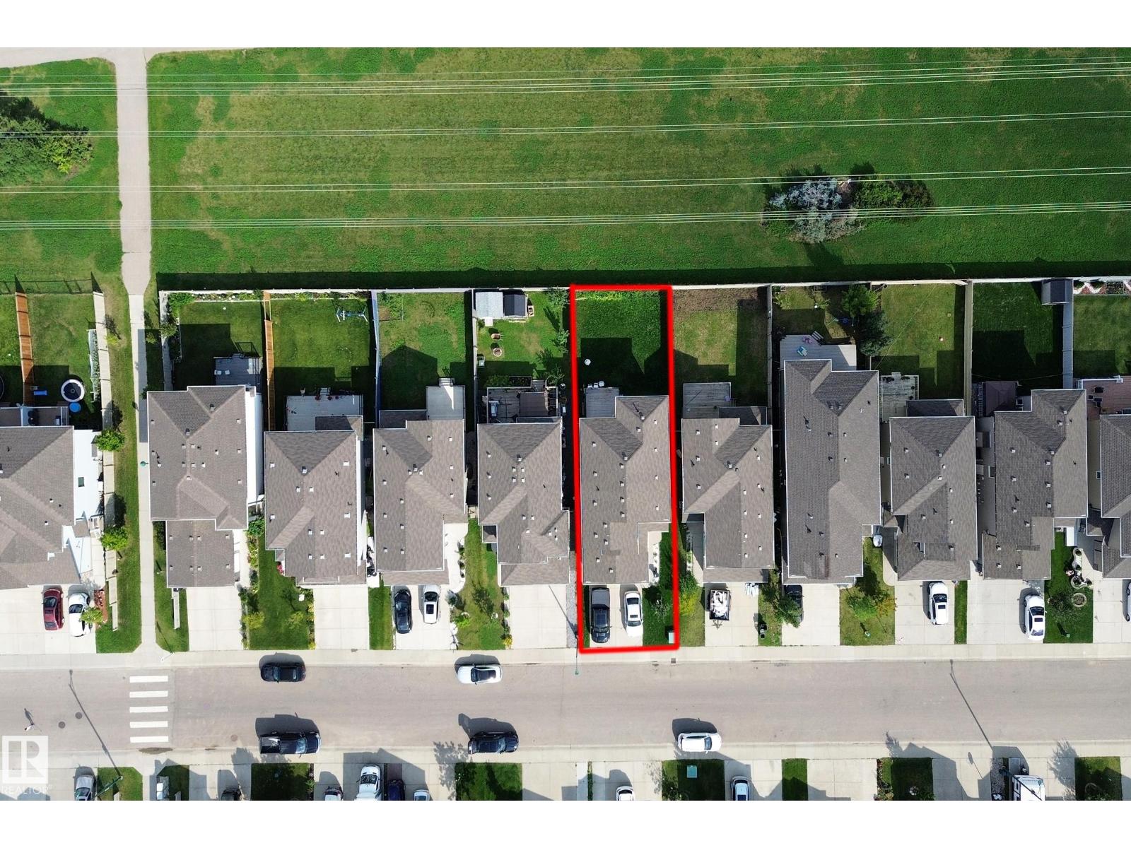 Property at 1765 28 ST NW image 1