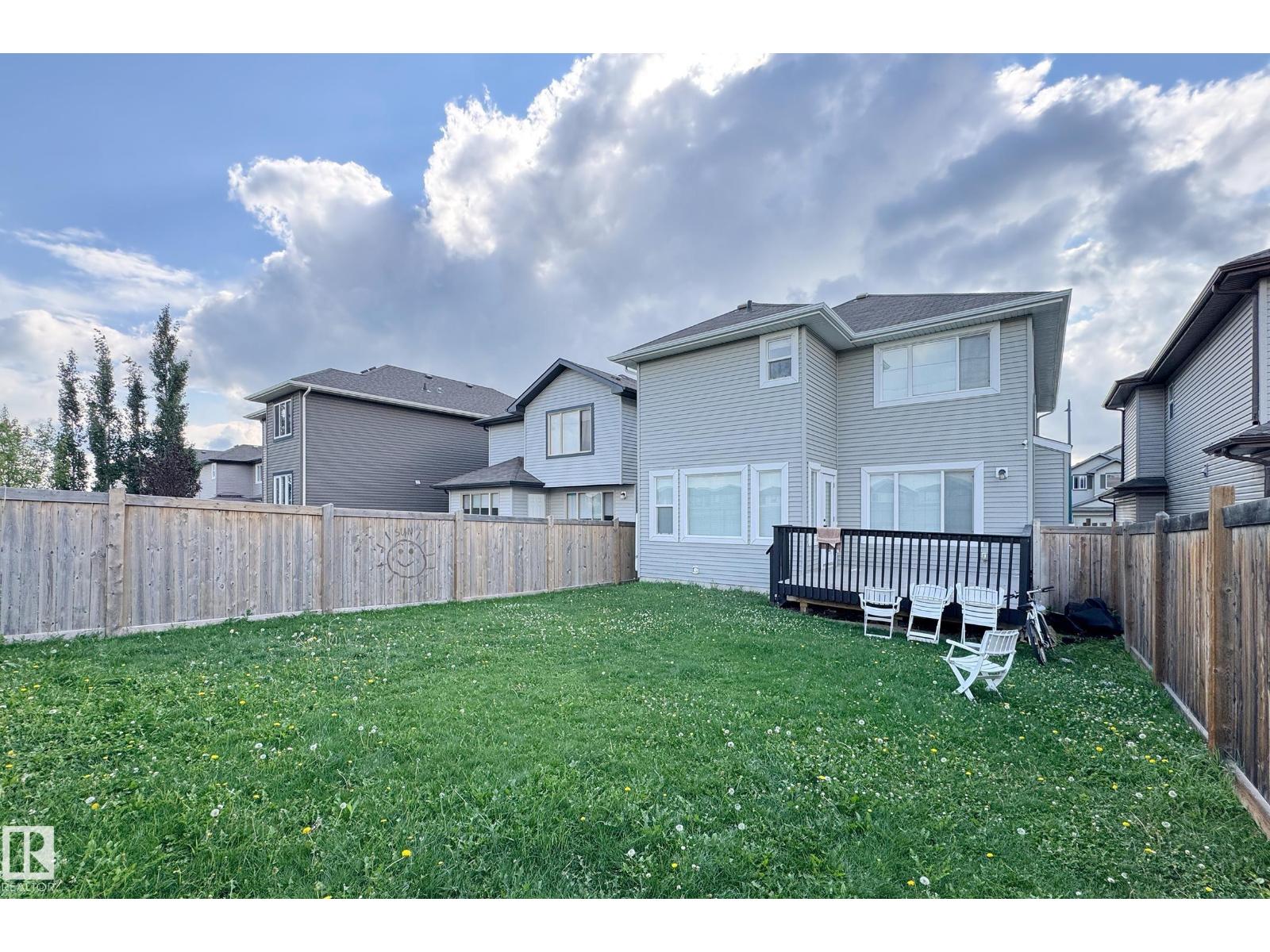 Property at 1765 28 ST NW image 2