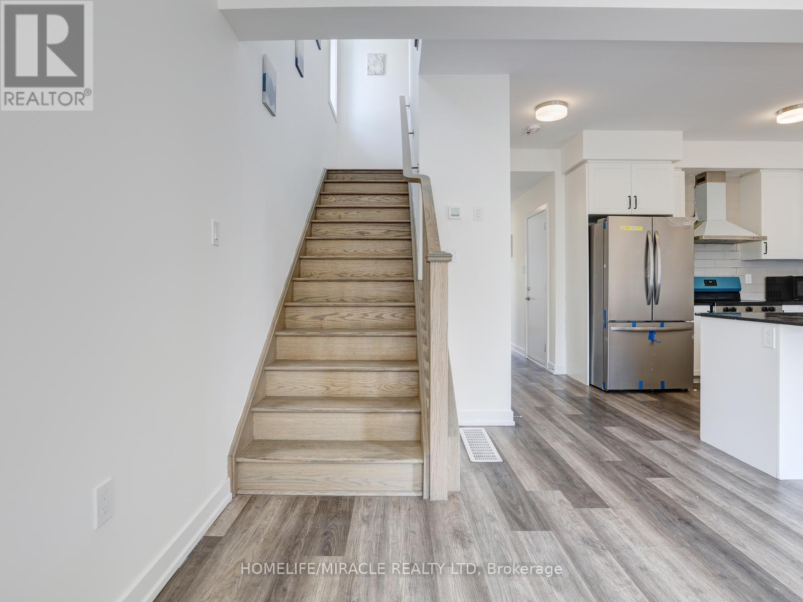 29 Ferris Circle, Guelph, Ontario  N1G 0H2 - Photo 24 - X12335993