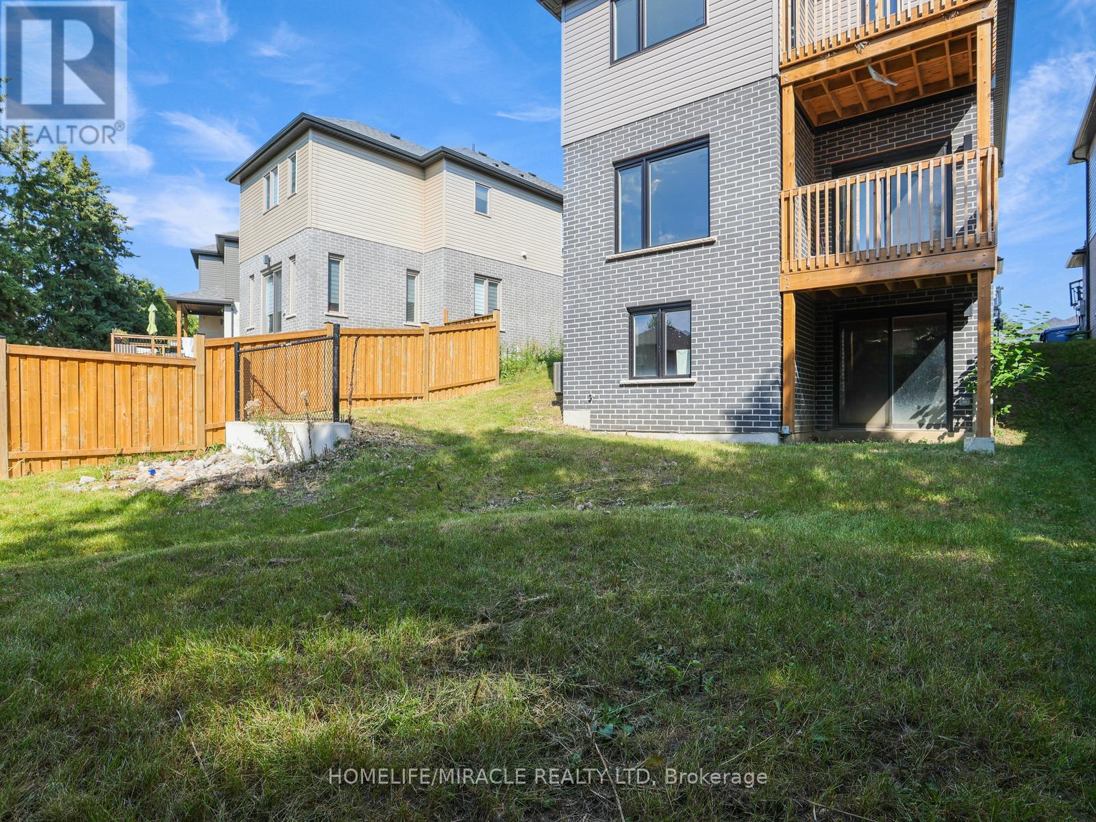 29 Ferris Circle, Guelph, Ontario  N1G 0H2 - Photo 48 - X12335993