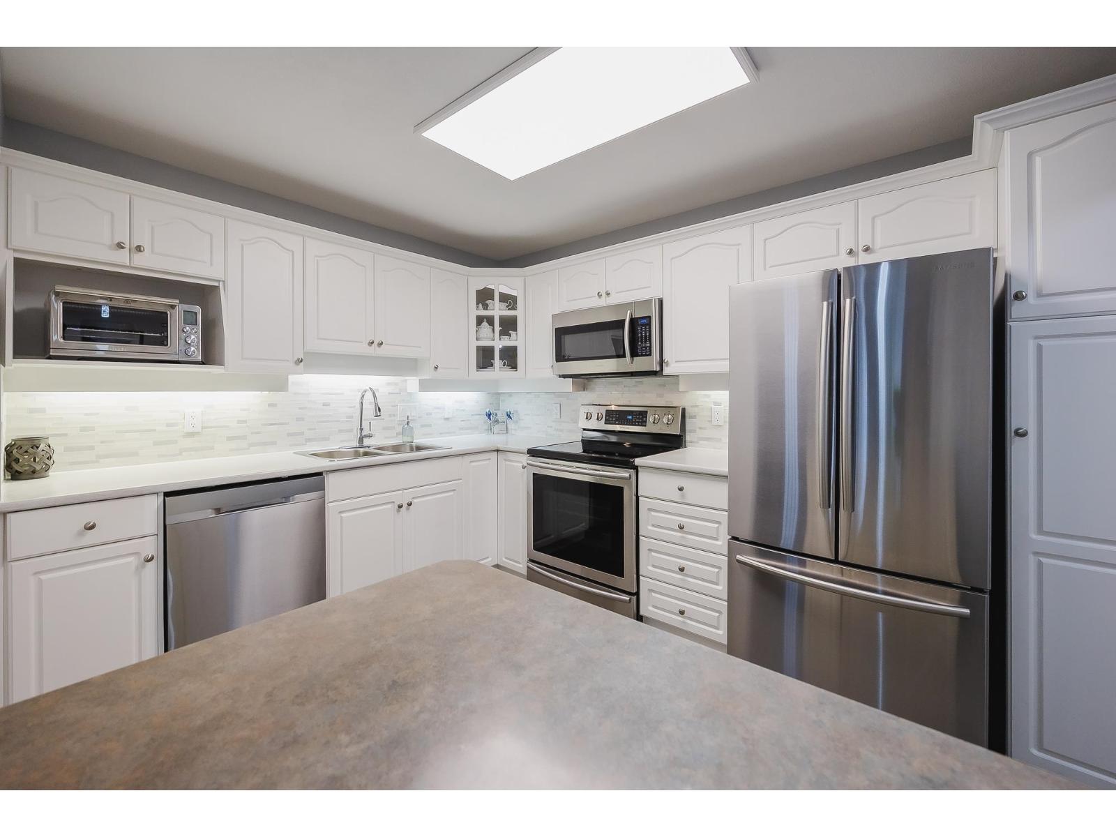 104 17727 58 Avenue, Surrey, British Columbia  V3L 1L5 - Photo 8 - R3034563