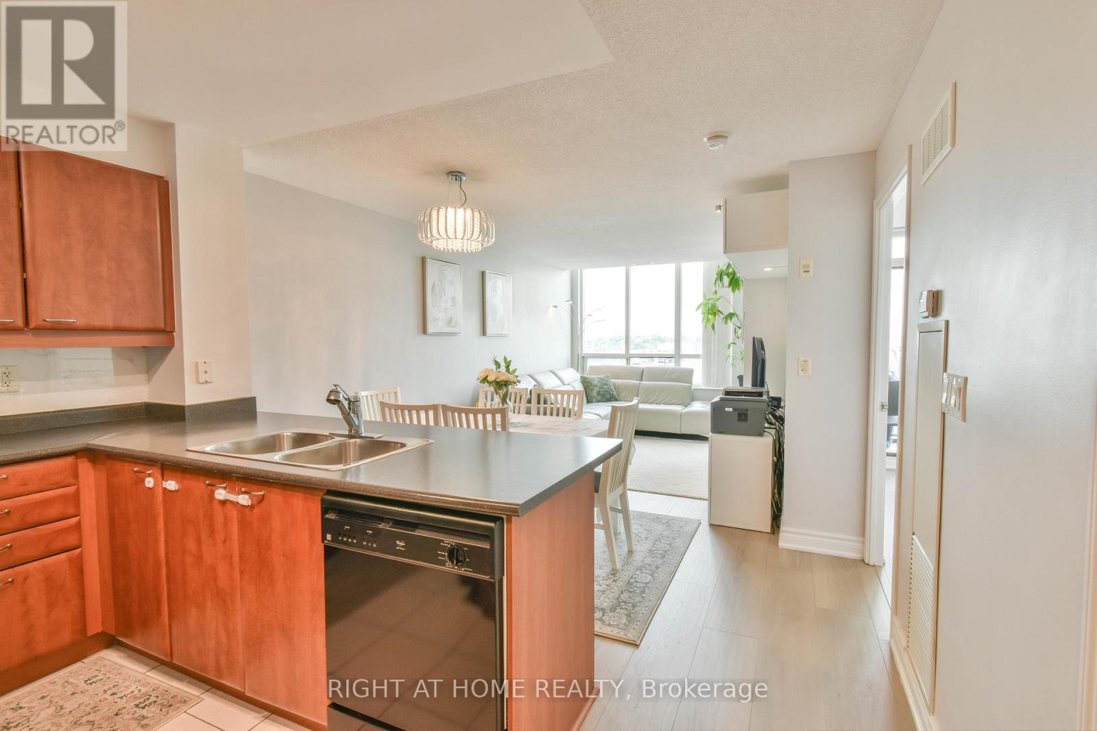 702 - 205 The Donway W, Toronto, Ontario  M3B 3S5 - Photo 7 - C12336002