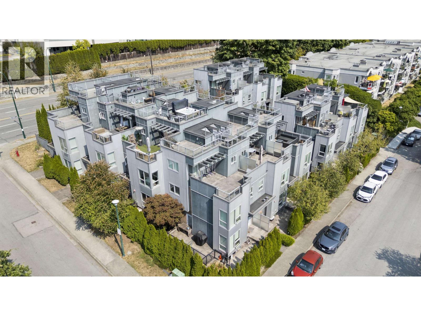 8438 Gladstone Street, Vancouver, British Columbia  V5P 0B2 - Photo 35 - R3033728