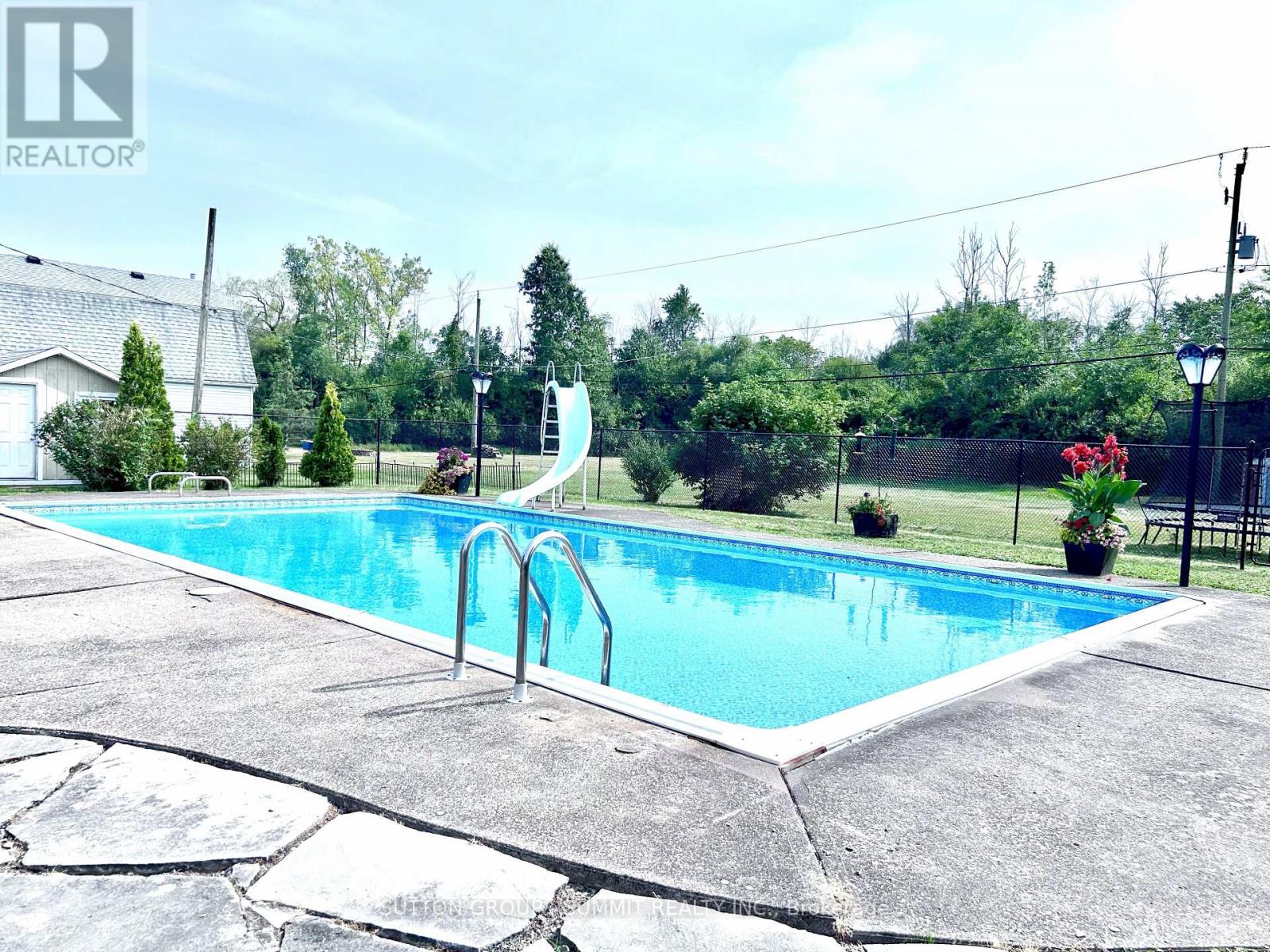 1279 Niagara River Parkway, Fort Erie, Ontario  L2A 5M4 - Photo 27 - X12336024