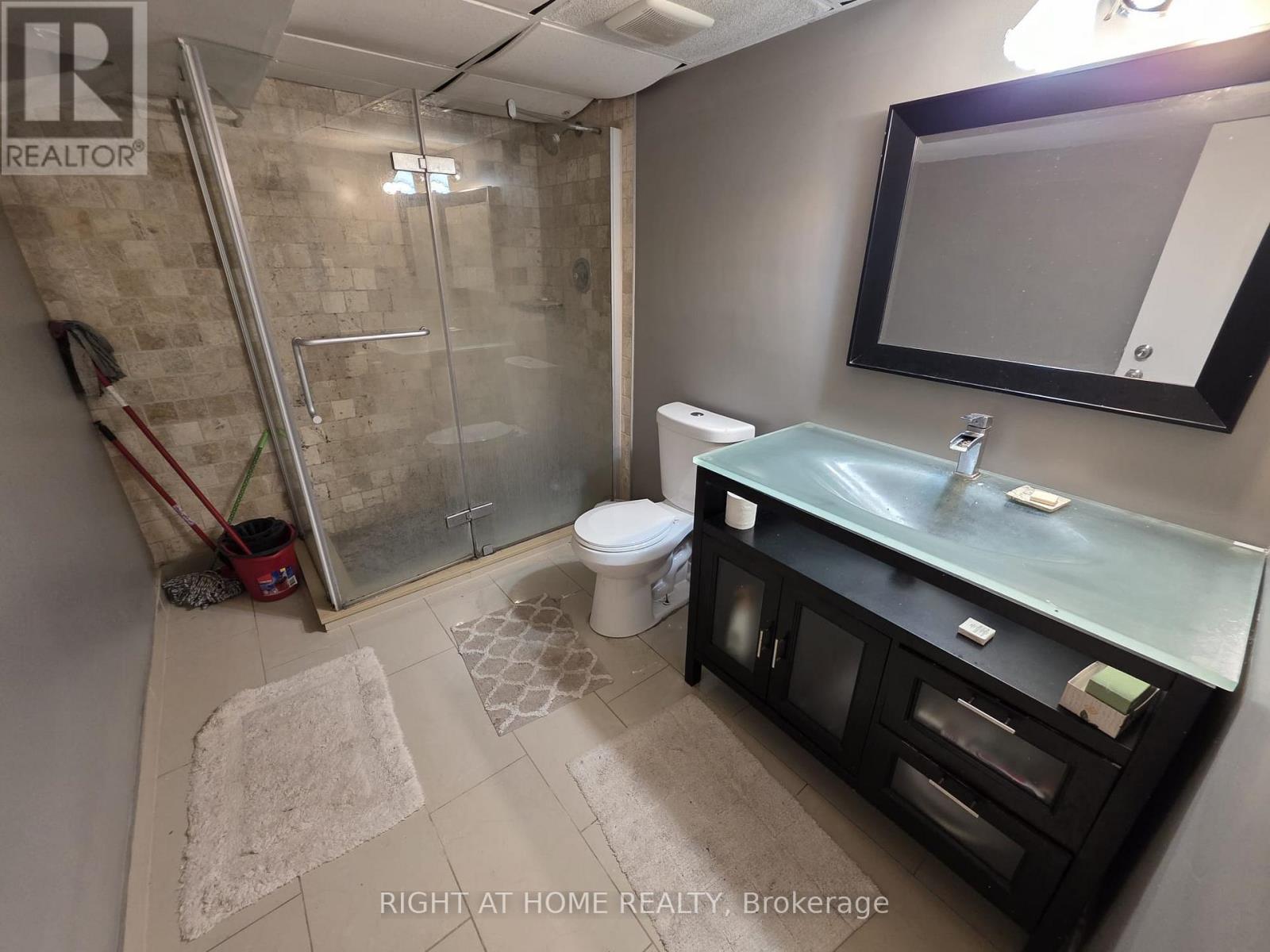 15 Lorilee Crescent, Kitchener, Ontario  N2N 2J4 - Photo 49 - X12336052