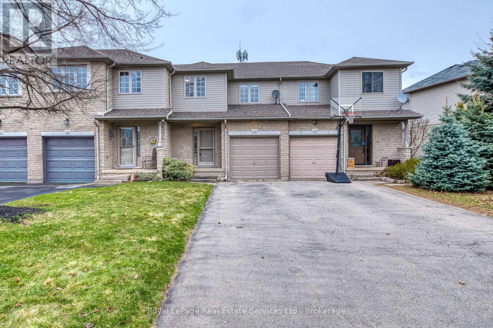Property at 39 FOXBOROUGH DRIVE image 2