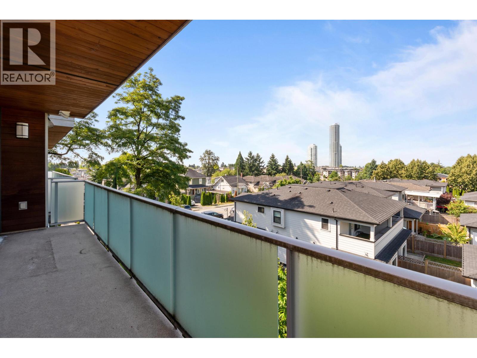 301 7377 14th Avenue, Burnaby, British Columbia  V3N 1Z7 - Photo 10 - R3030969