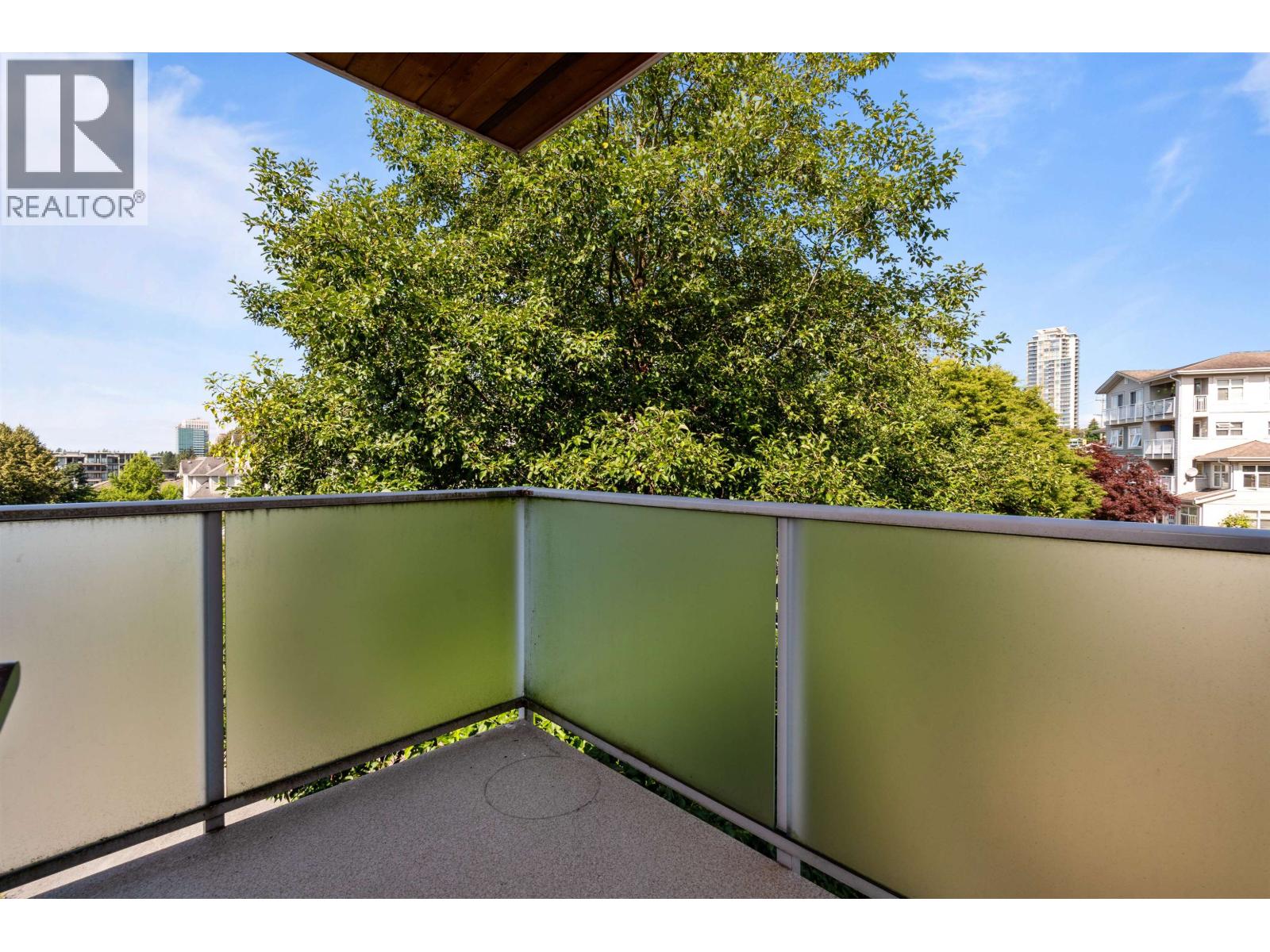 301 7377 14th Avenue, Burnaby, British Columbia  V3N 1Z7 - Photo 13 - R3030969