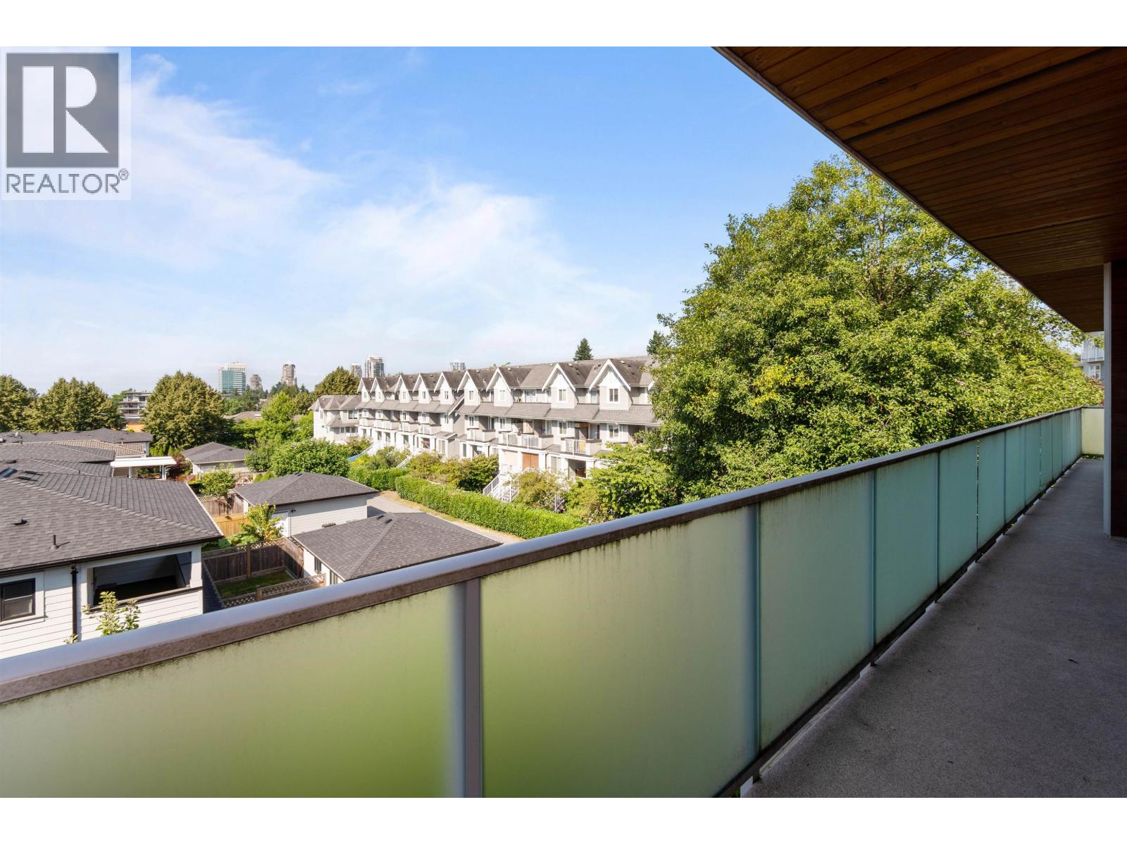 301 7377 14th Avenue, Burnaby, British Columbia  V3N 1Z7 - Photo 9 - R3030969
