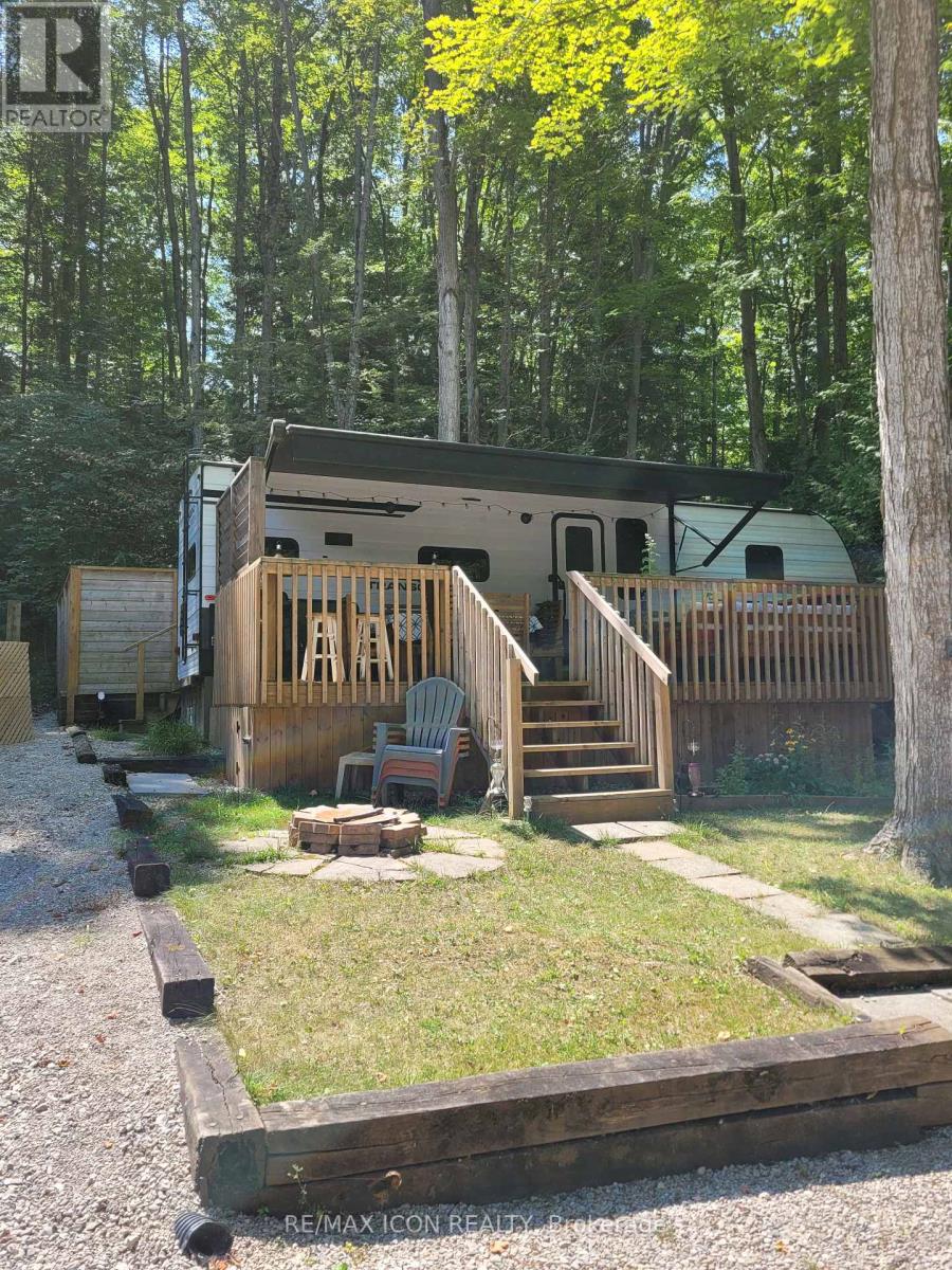 276 - 76735 Wildwood Line, Bluewater, Ontario  N0M 1G0 - Photo 2 - X12336083