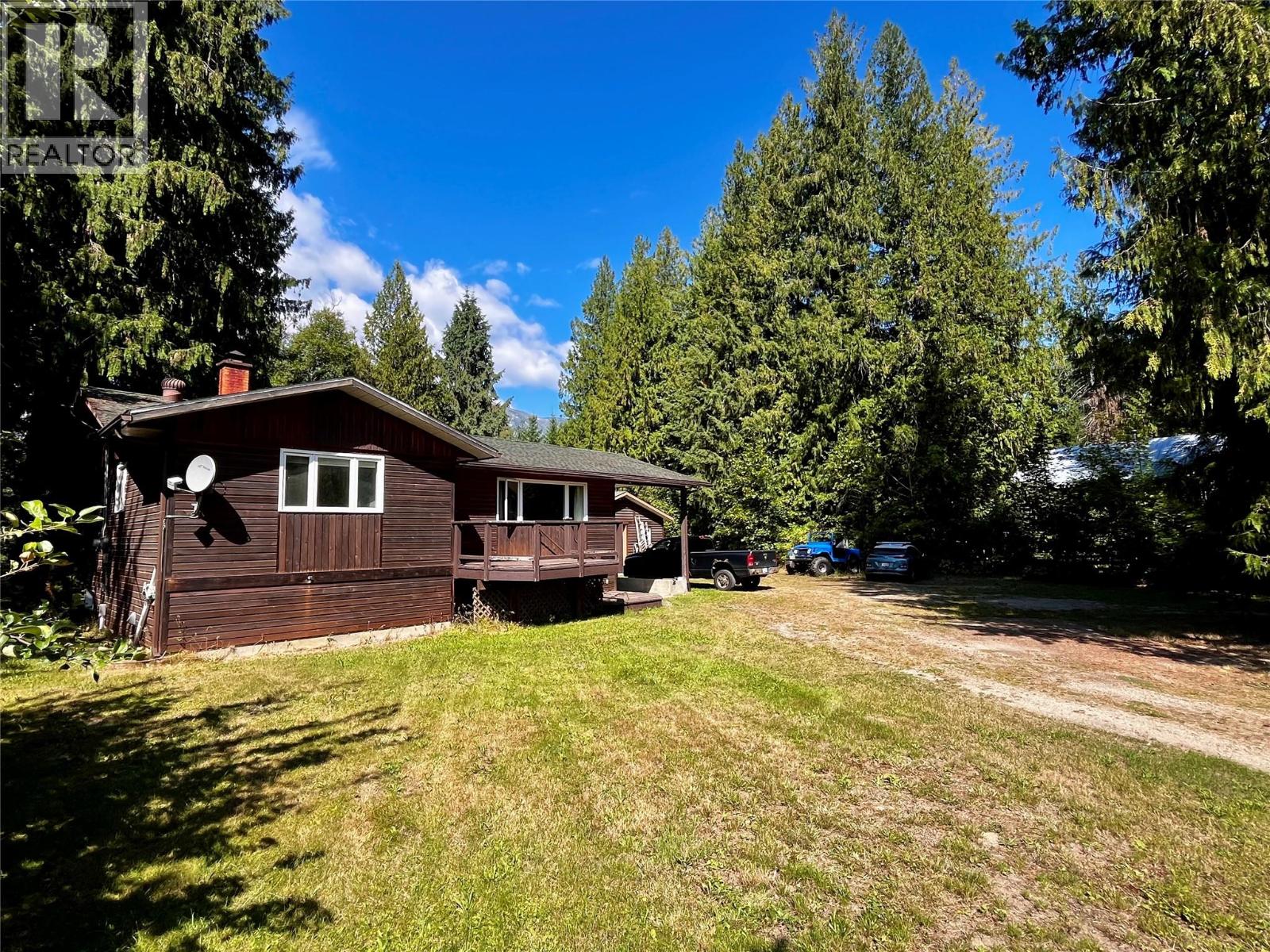 236 Clark Road, Burton, British Columbia  V0G 1R0 - Photo 2 - 10356670